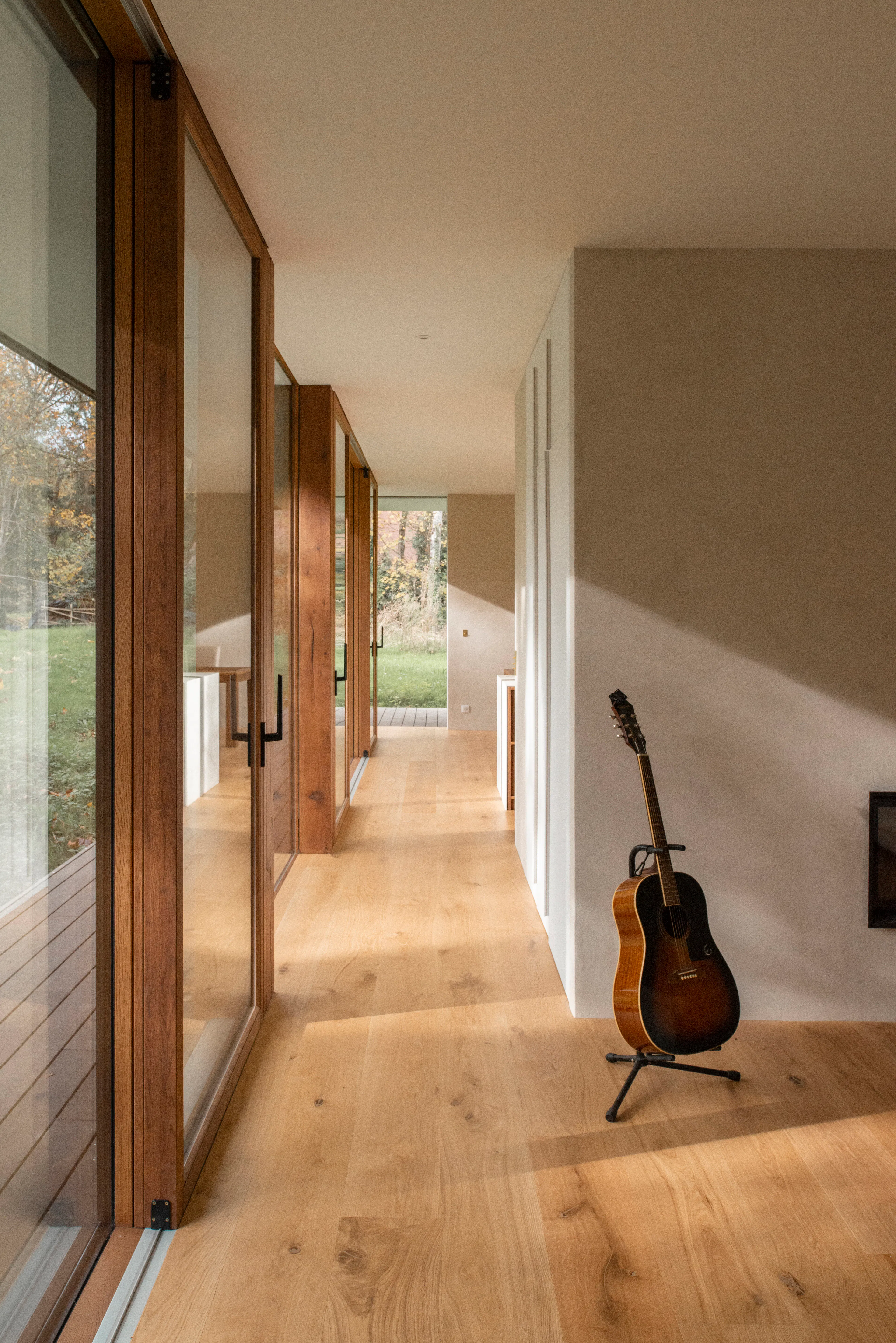 Sous les Ailes — 5