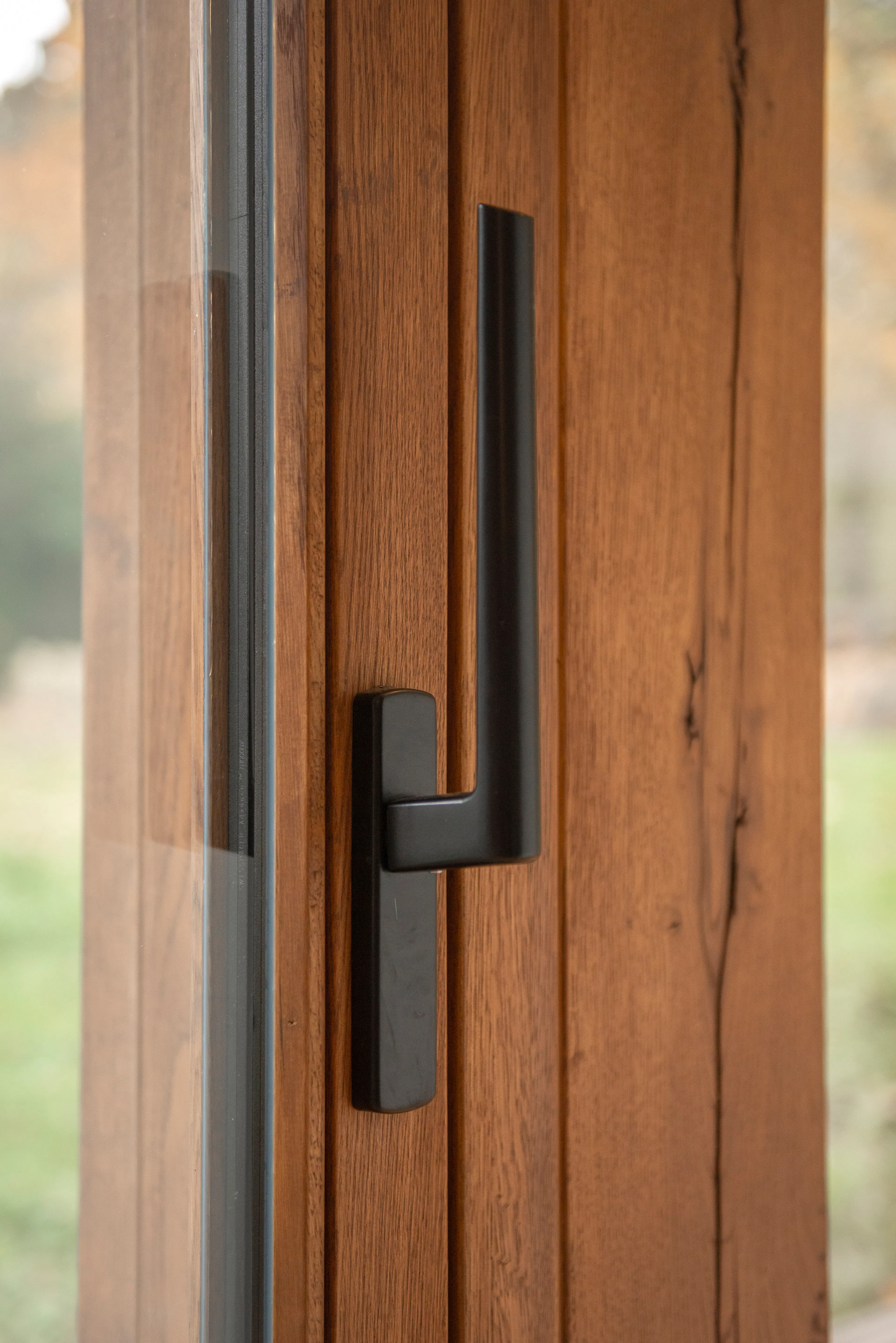 Sous les Ailes — 17