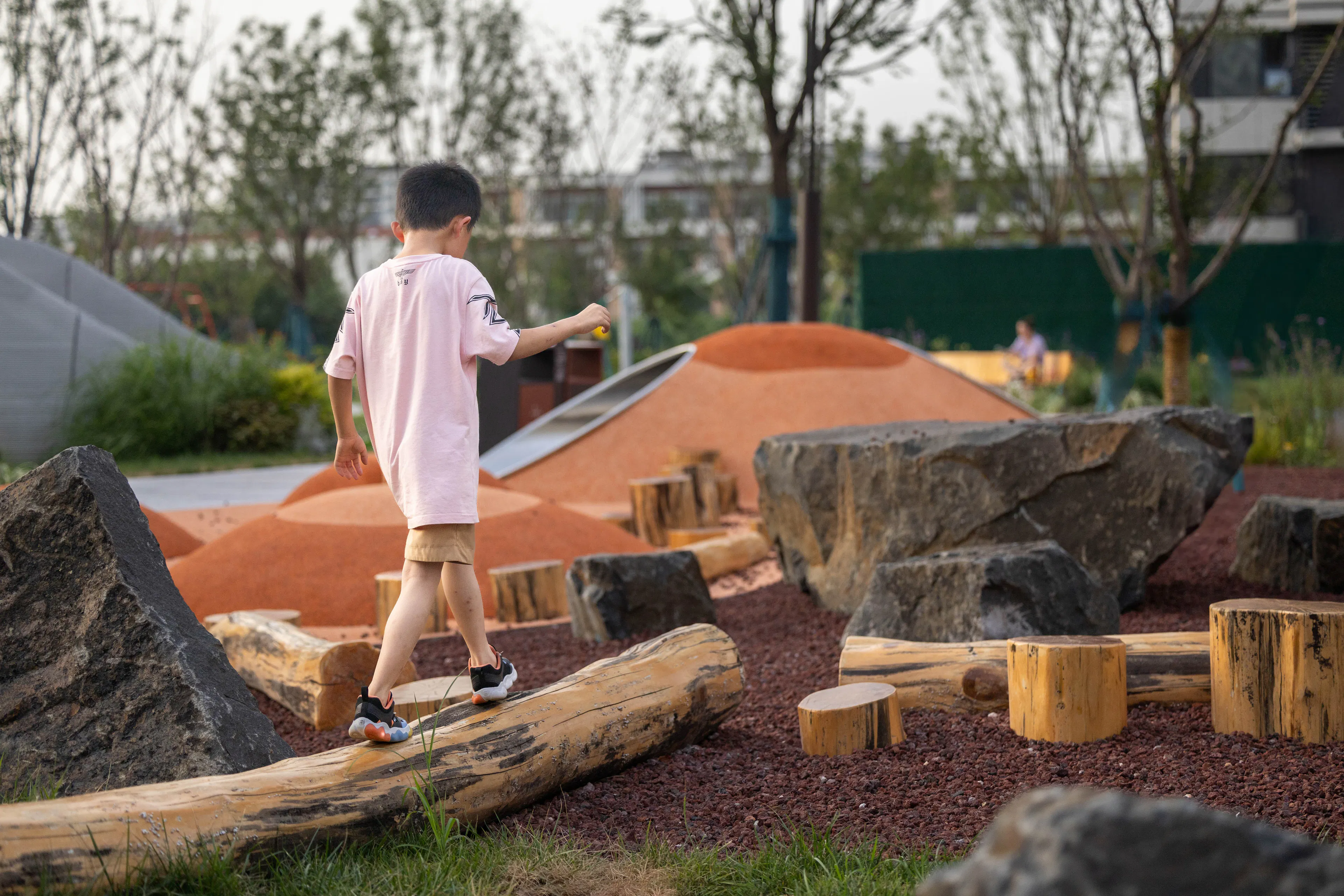 Boulder Park: The First 3D Concrete-Printed Playground — 12