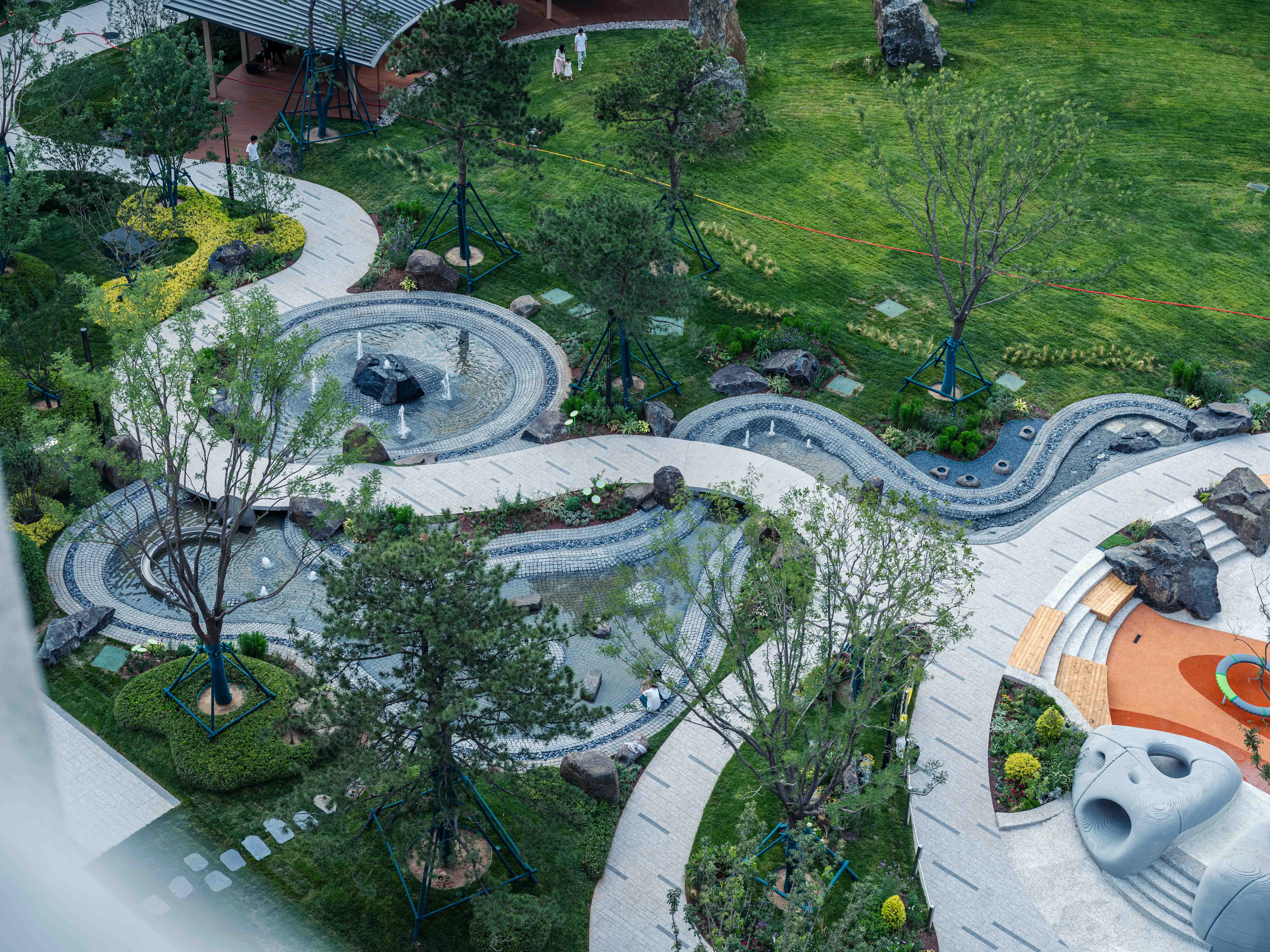 Boulder Park: The First 3D Concrete-Printed Playground — 14