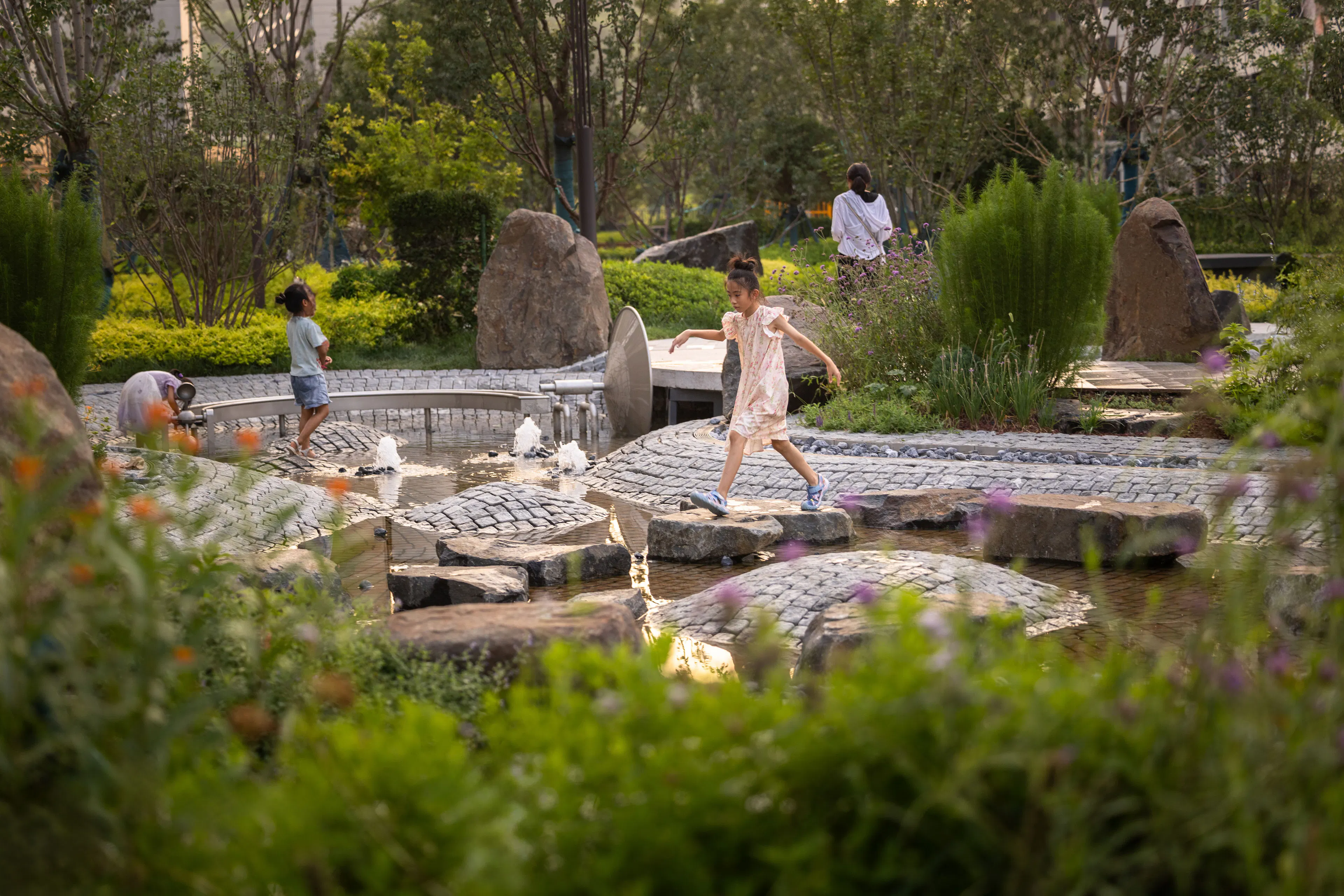 Boulder Park: The First 3D Concrete-Printed Playground — 19