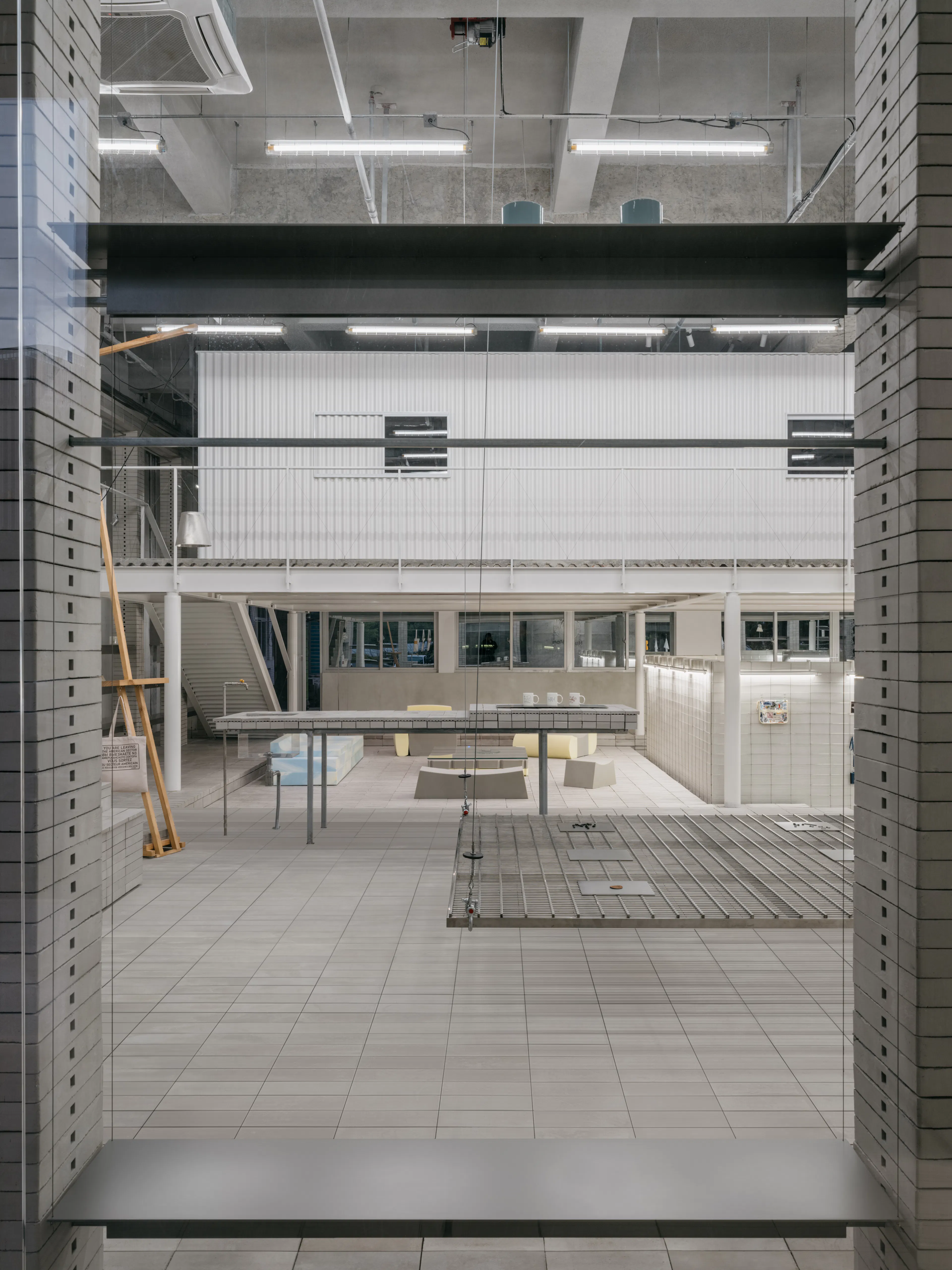 HumCustom Factory Exhibition Hall — 4