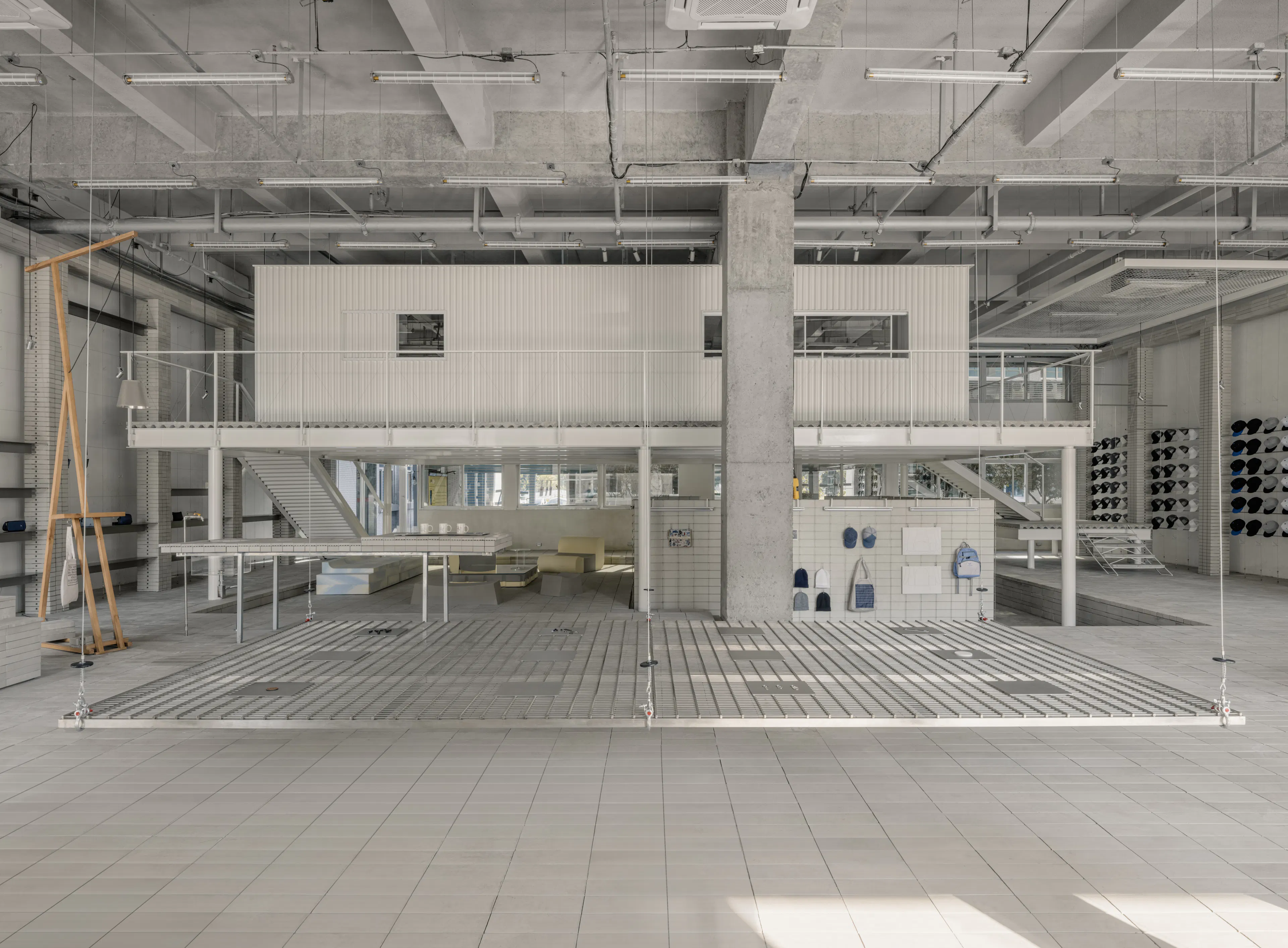 HumCustom Factory Exhibition Hall — 5