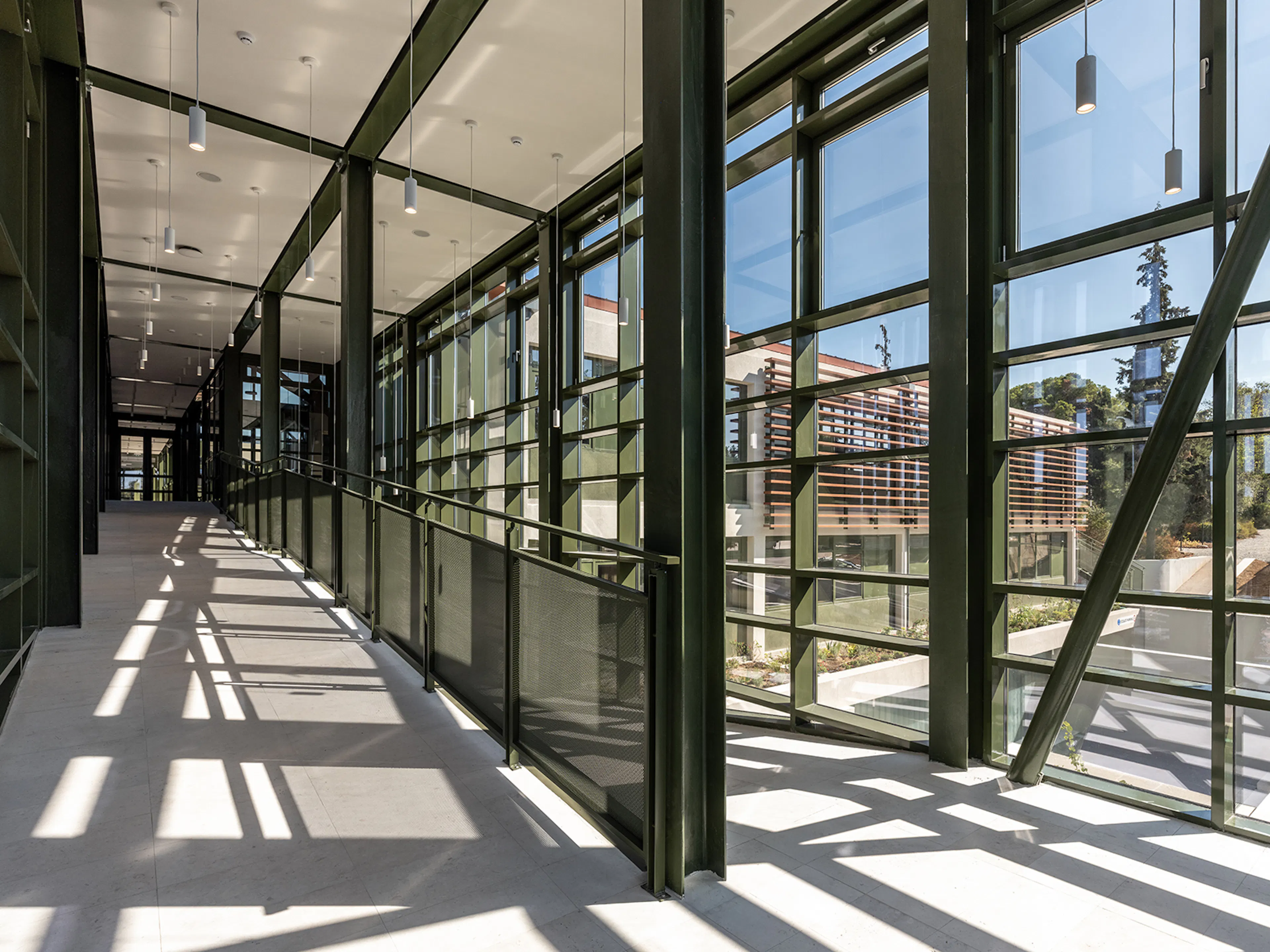 Pinewood International School-Anatolia College — 6