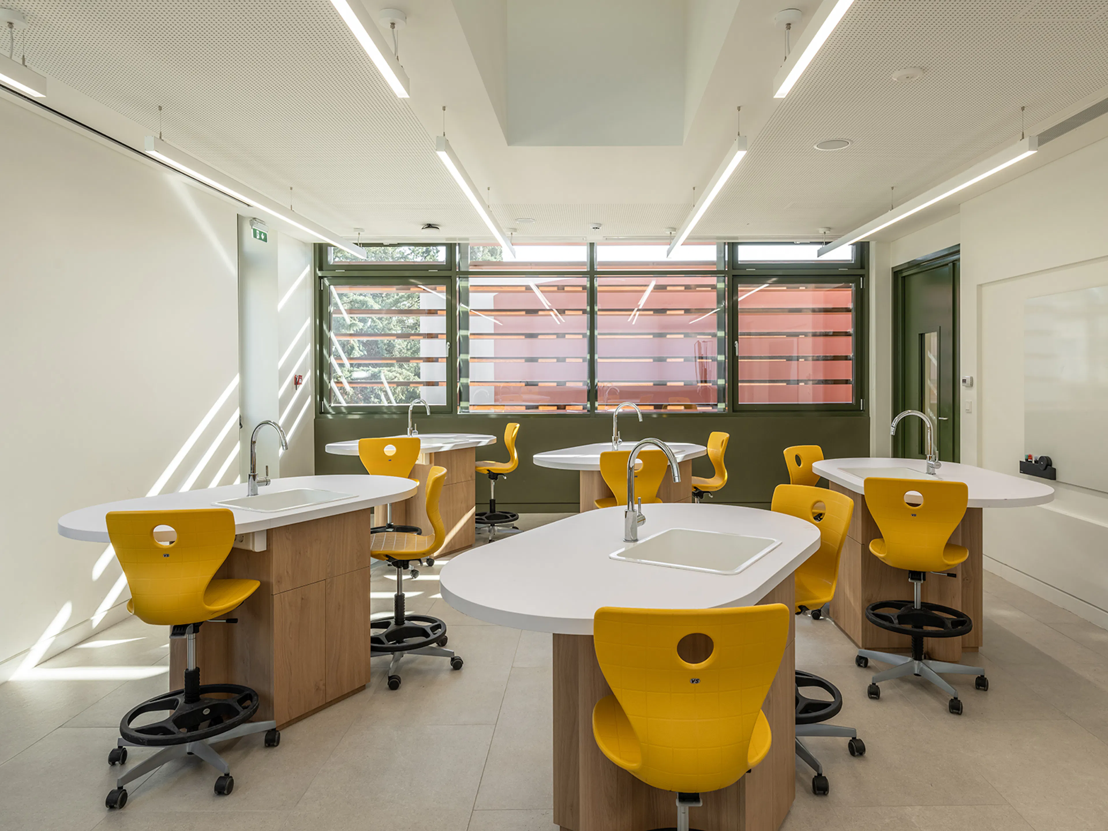 Pinewood International School-Anatolia College — 13