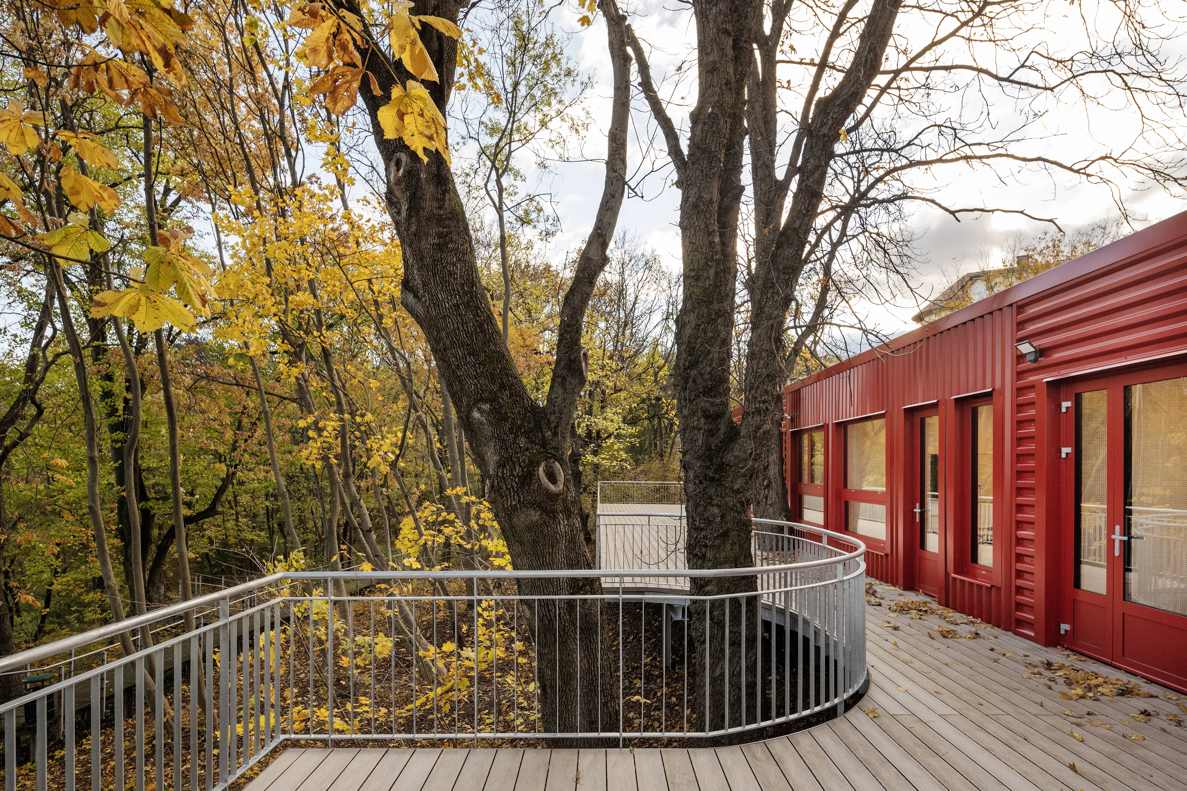 Container into Classroom - German School of Budapest — 2