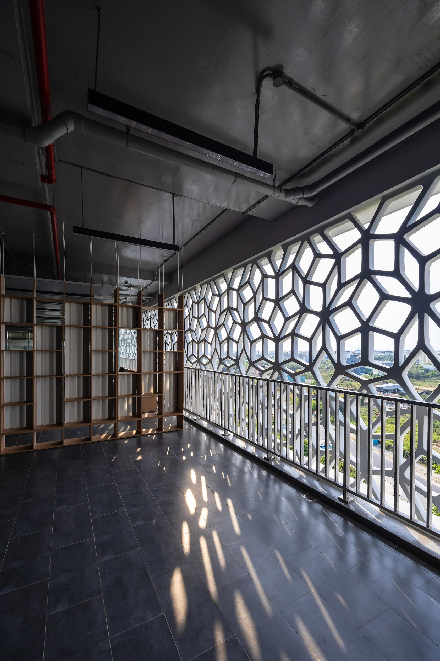 Alpha Building Headquarters – FPT University Da Nang by Huni ...