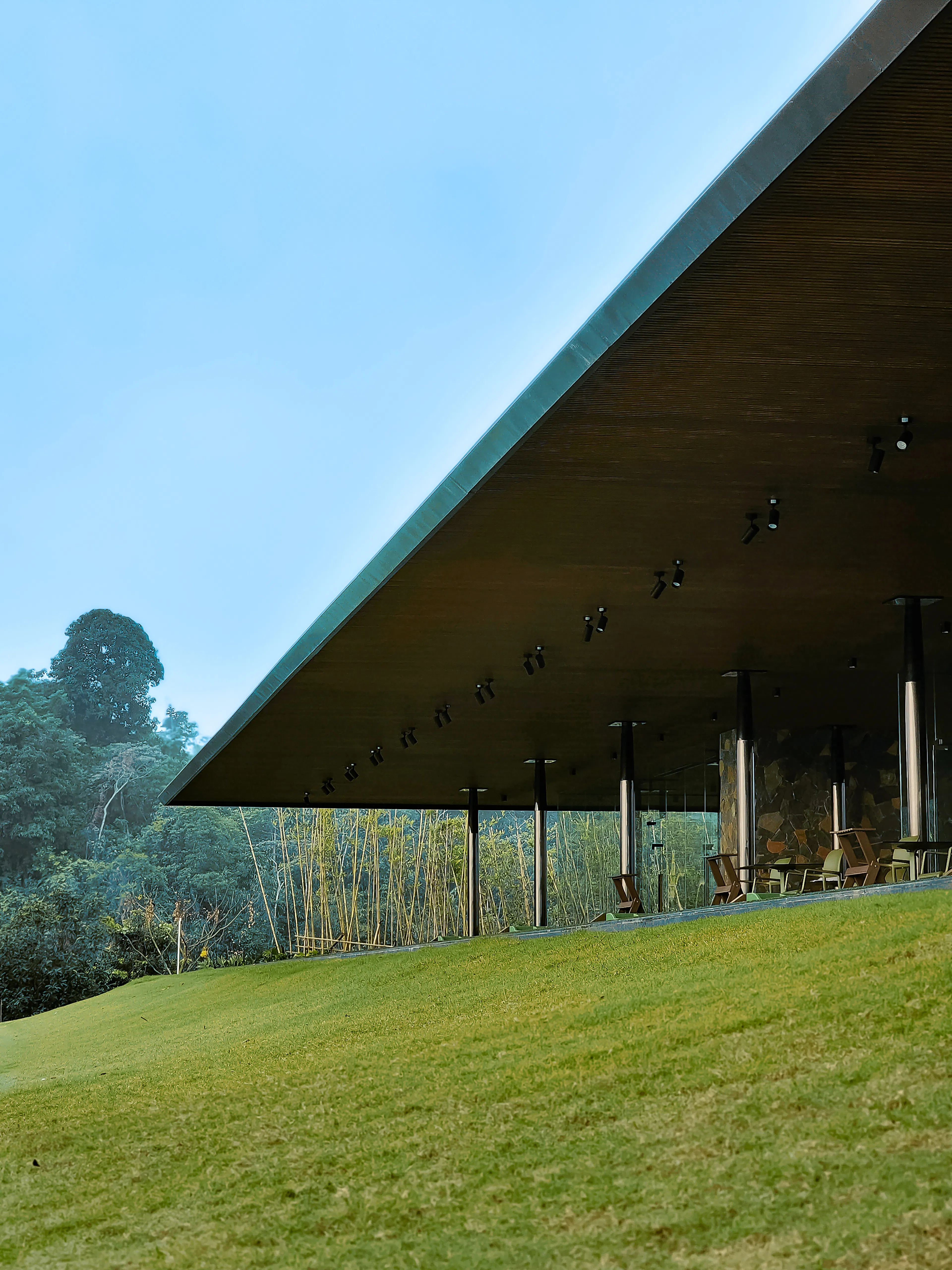 "The Indigo" Driving Range — 6