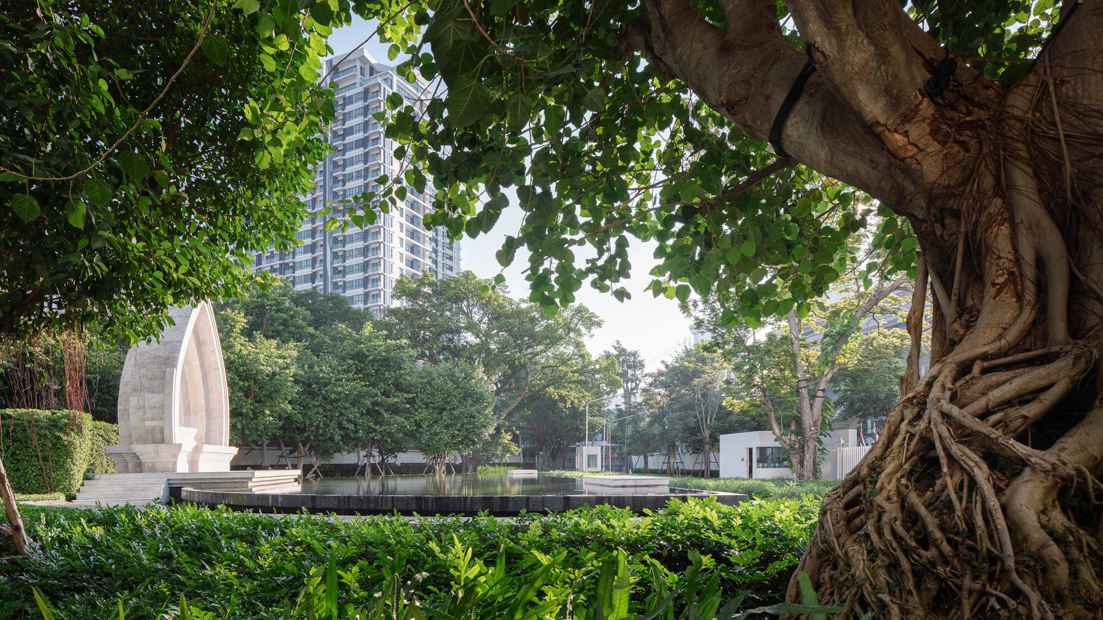 LIFE LADPRAO THE VALLEY — 13