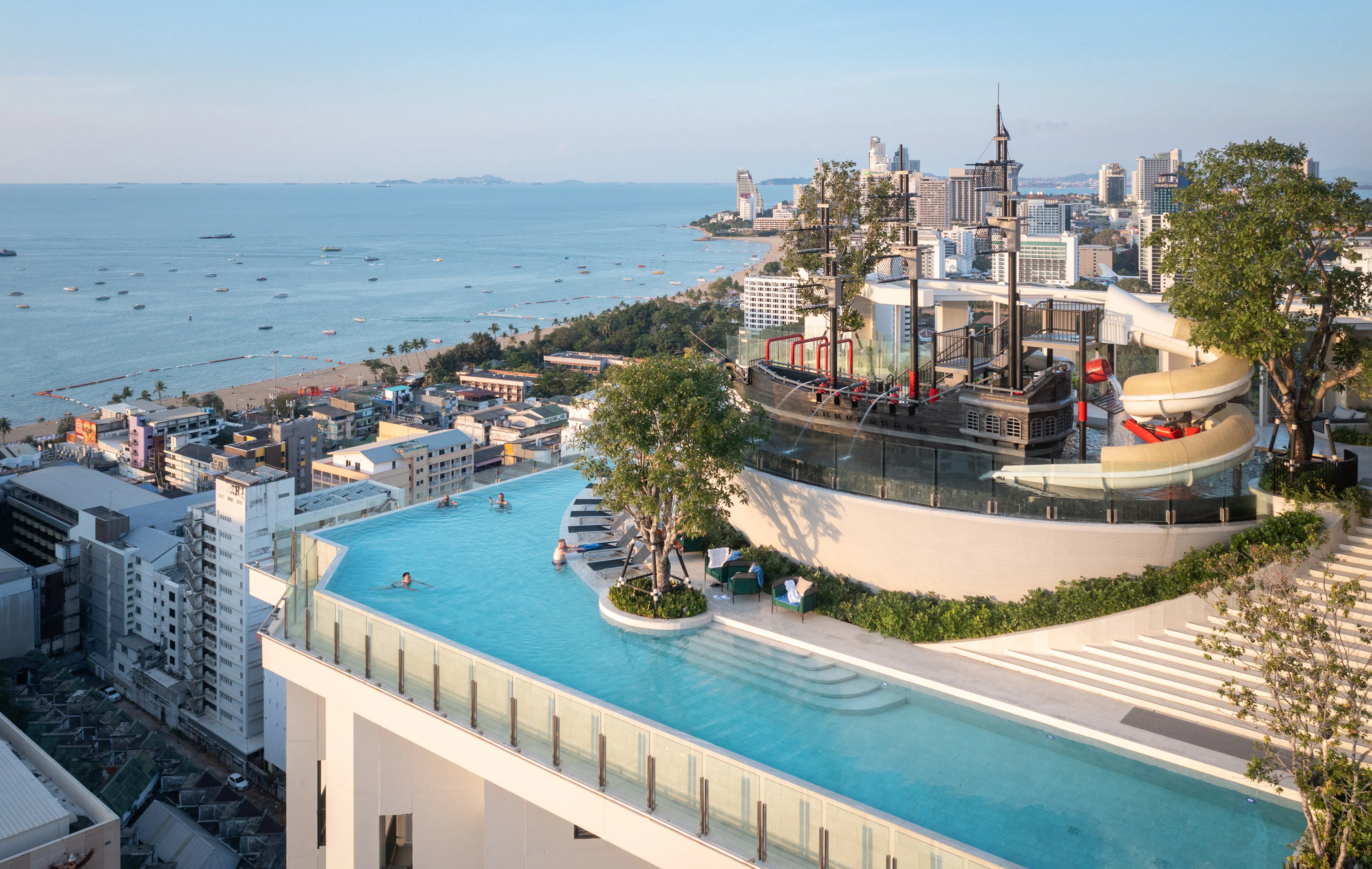 LIFE LADPRAO THE VALLEY — 11