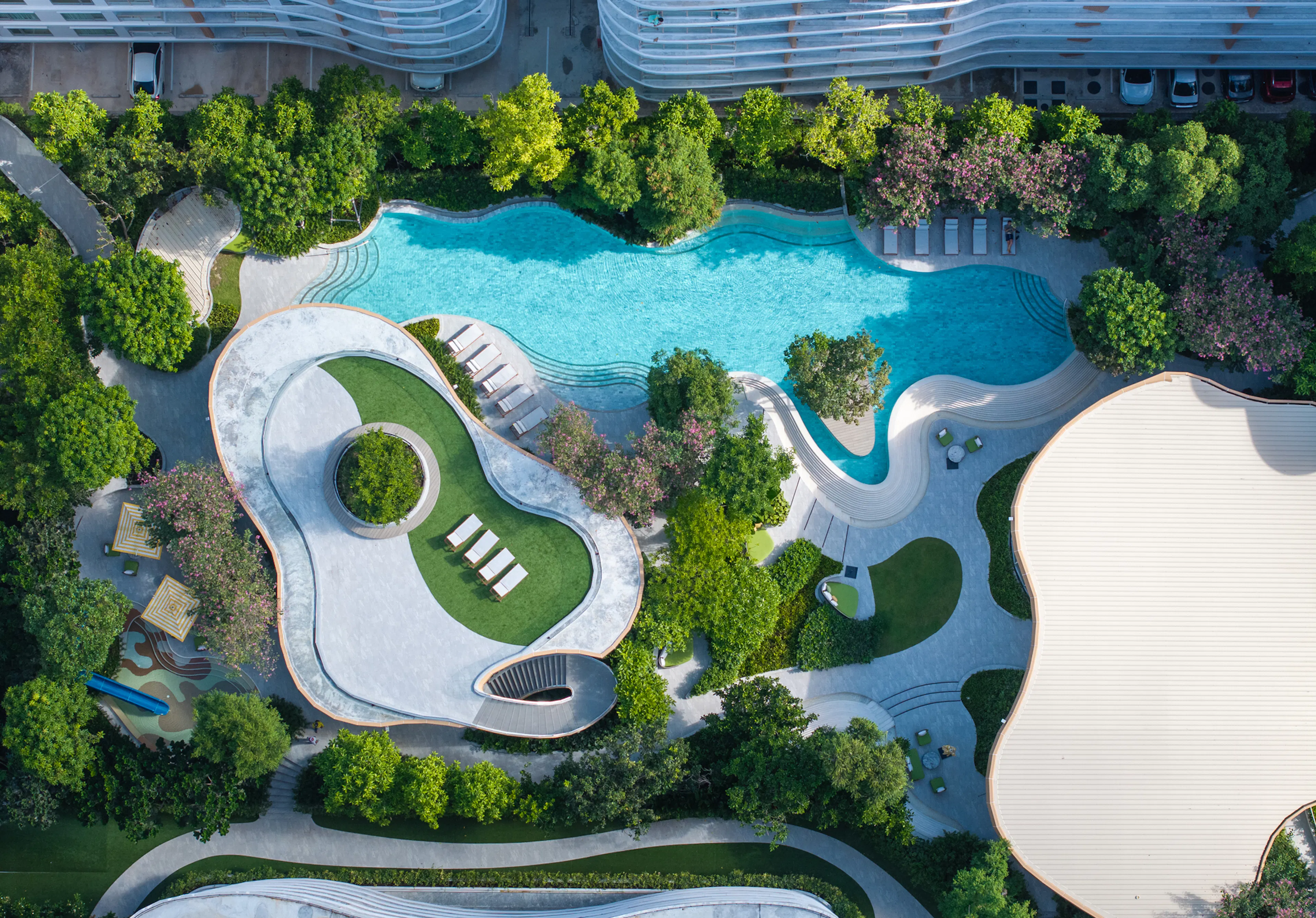 LIFE LADPRAO THE VALLEY — 10