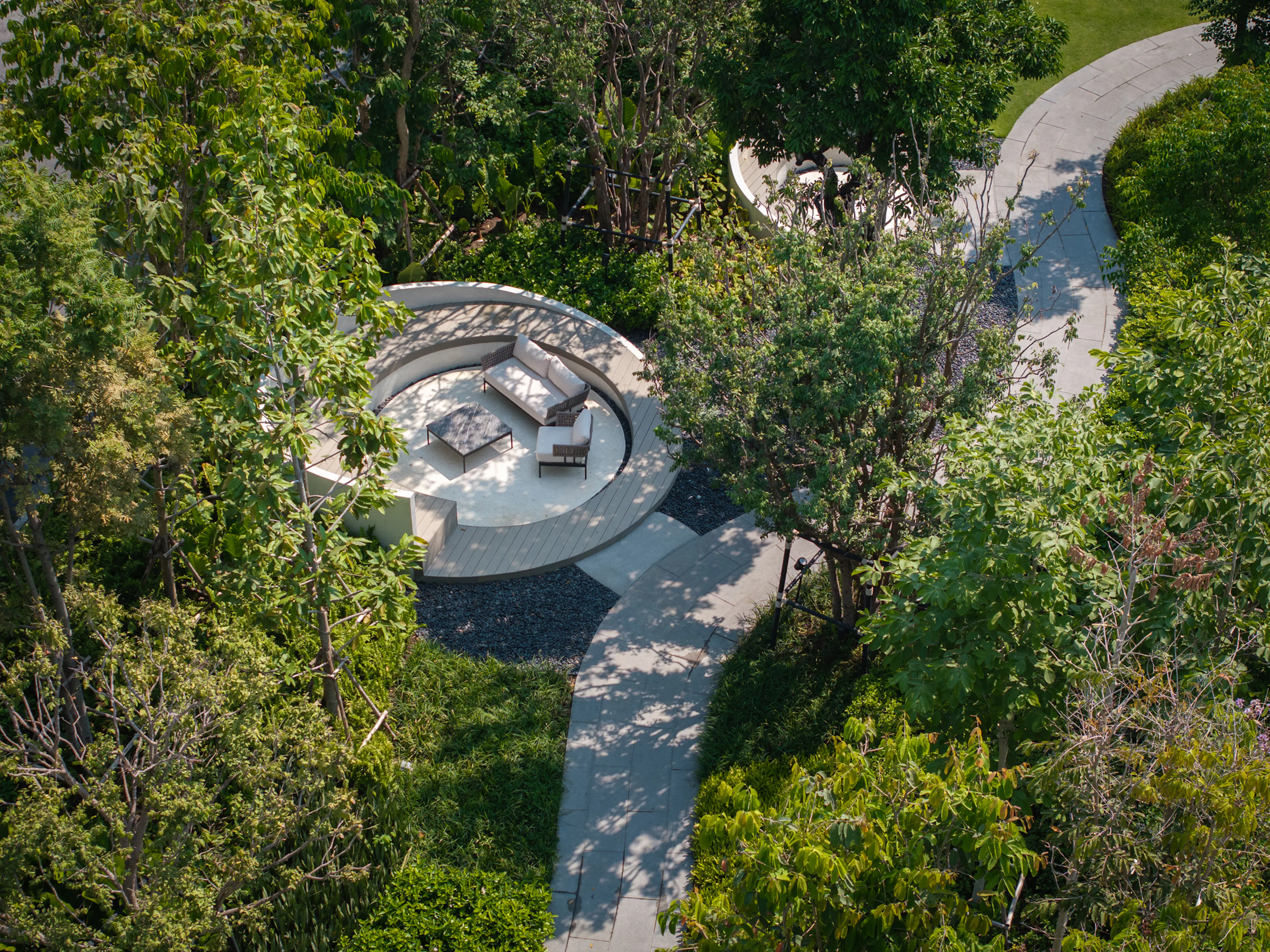 LIFE LADPRAO THE VALLEY — 7