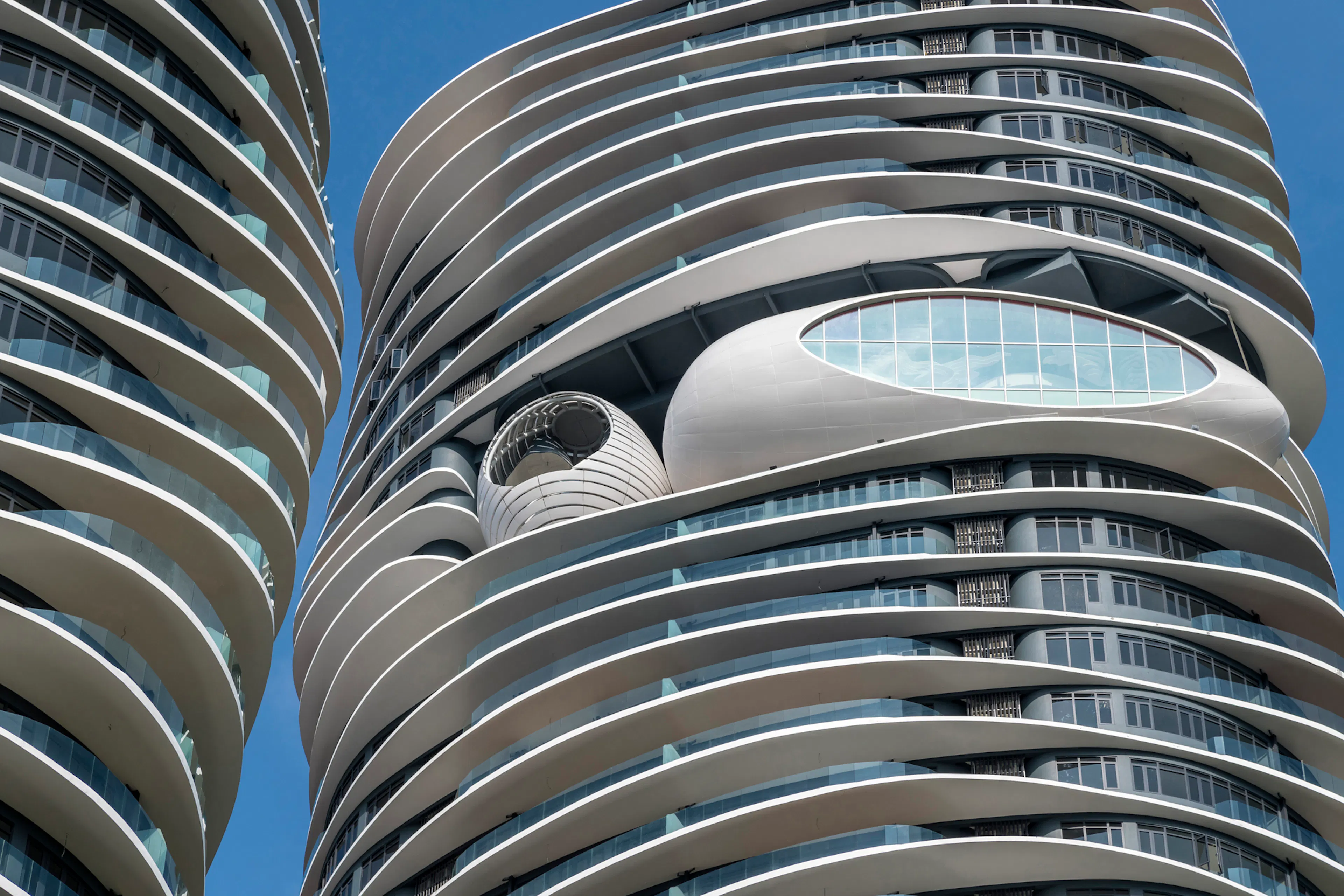 The floating pier commercial — 22