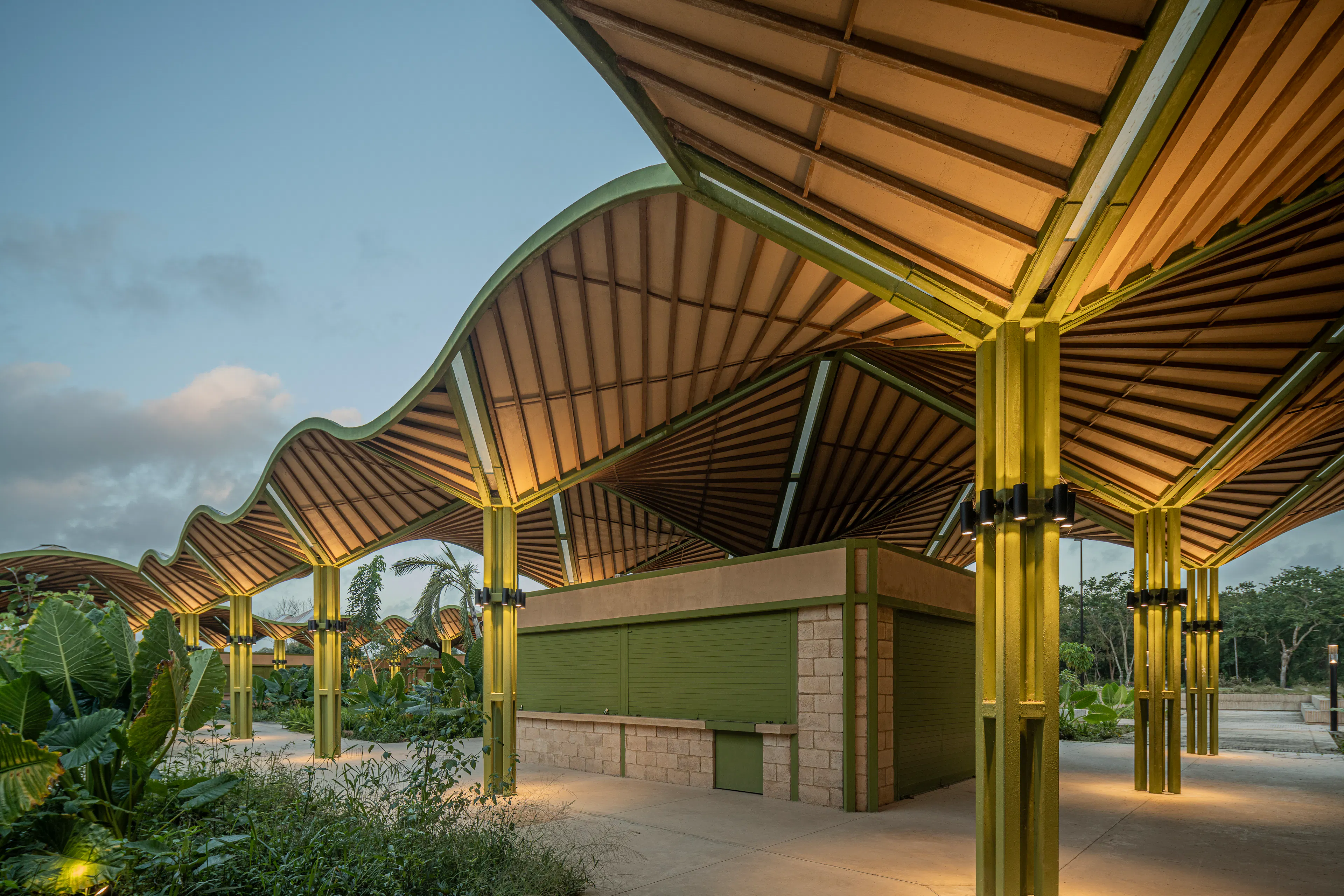 Mercado Nicolas Bravo — 12