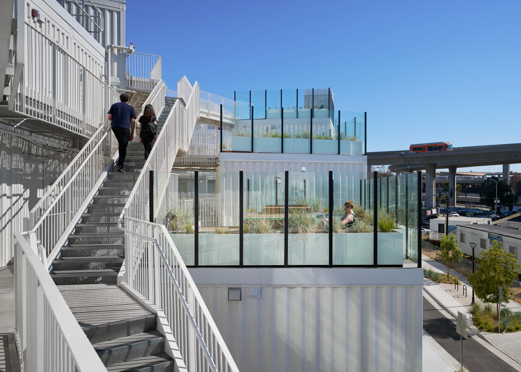 Isla Intersections Supportive Housing and Paseo by Lorcan O'Herlihy ...
