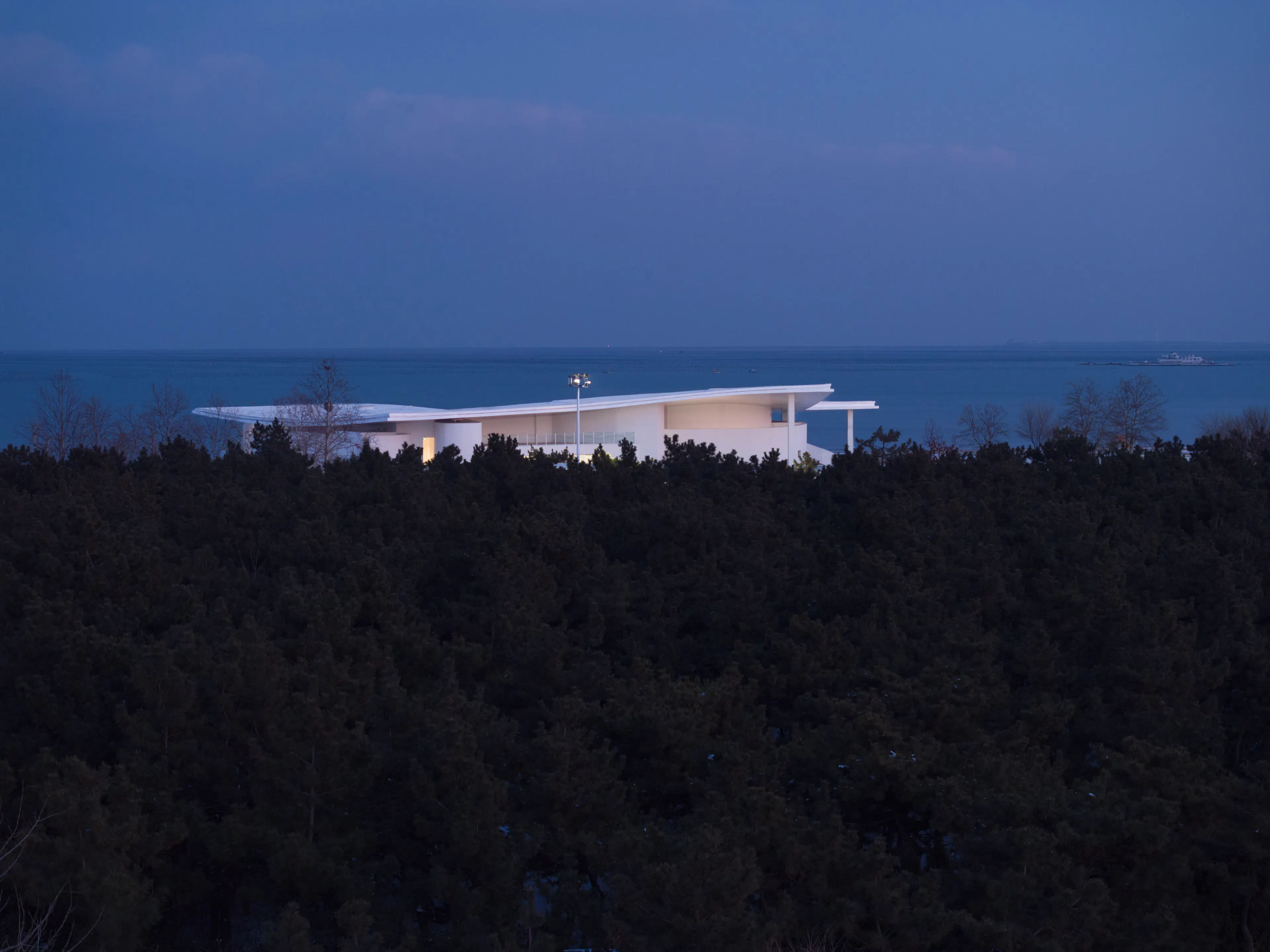 Weishan Chongzheng Academy Bookstore of Librairie Avant-Garde — 51