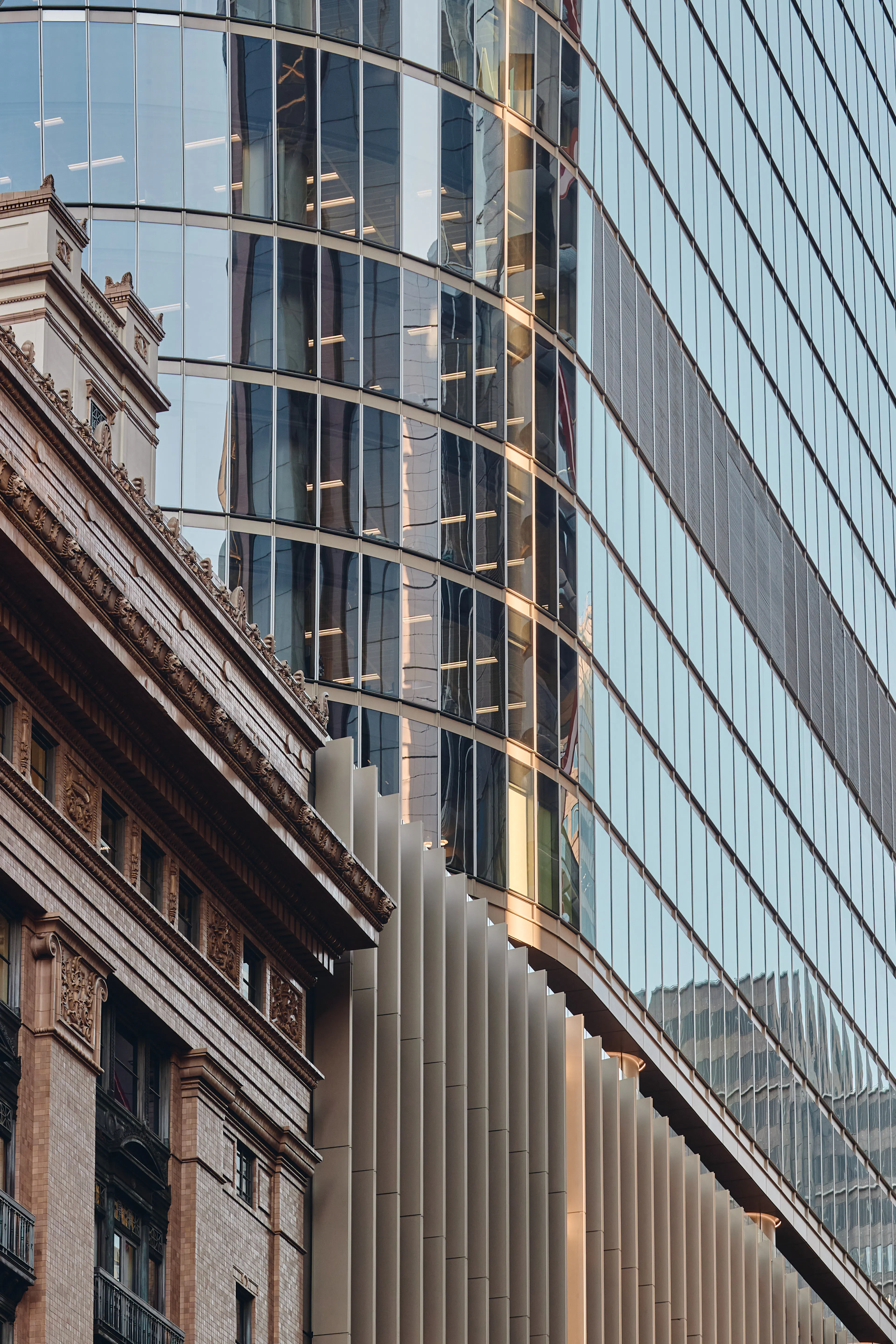 1 Elizabeth detail 10