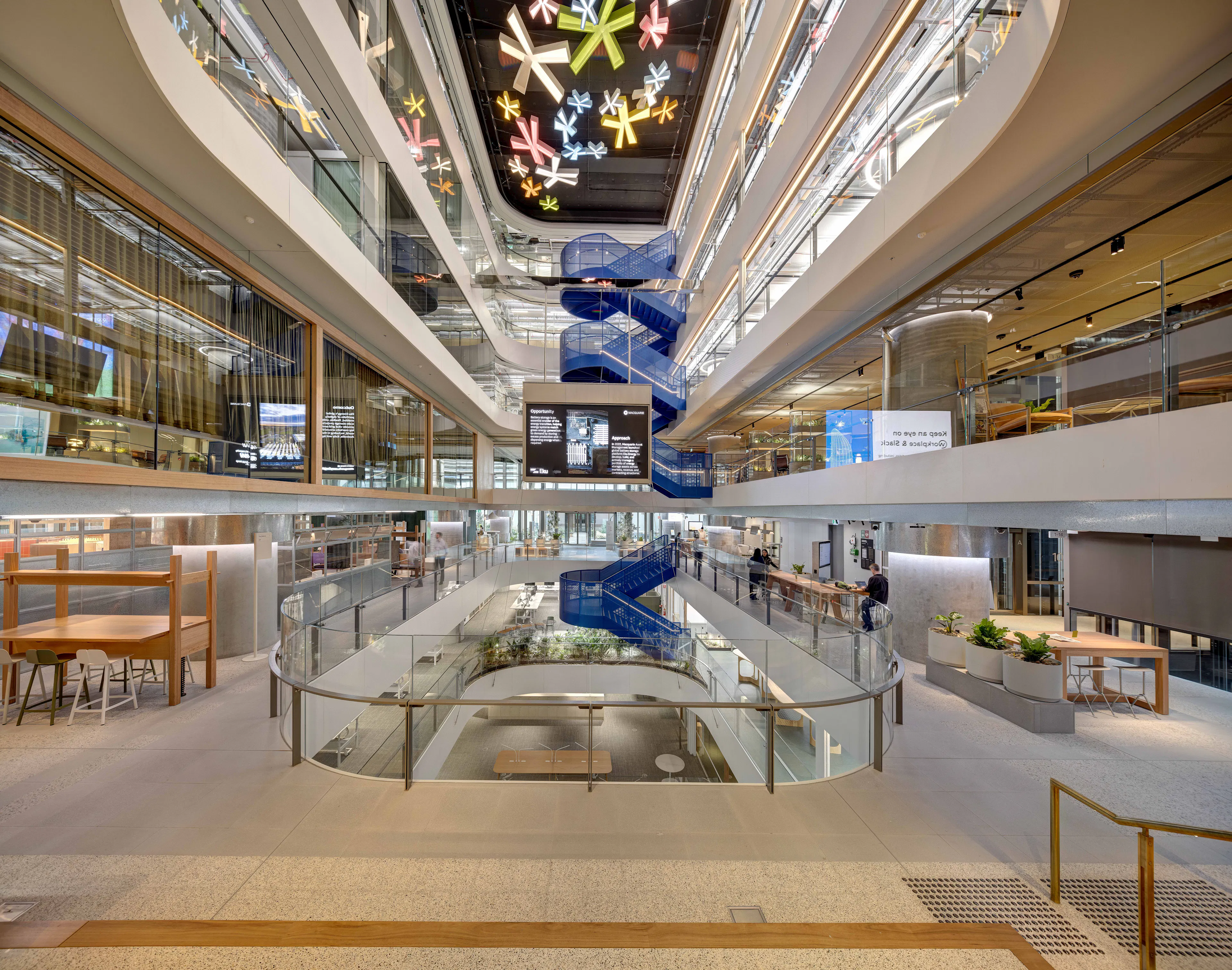 1 Elizabeth detail 20