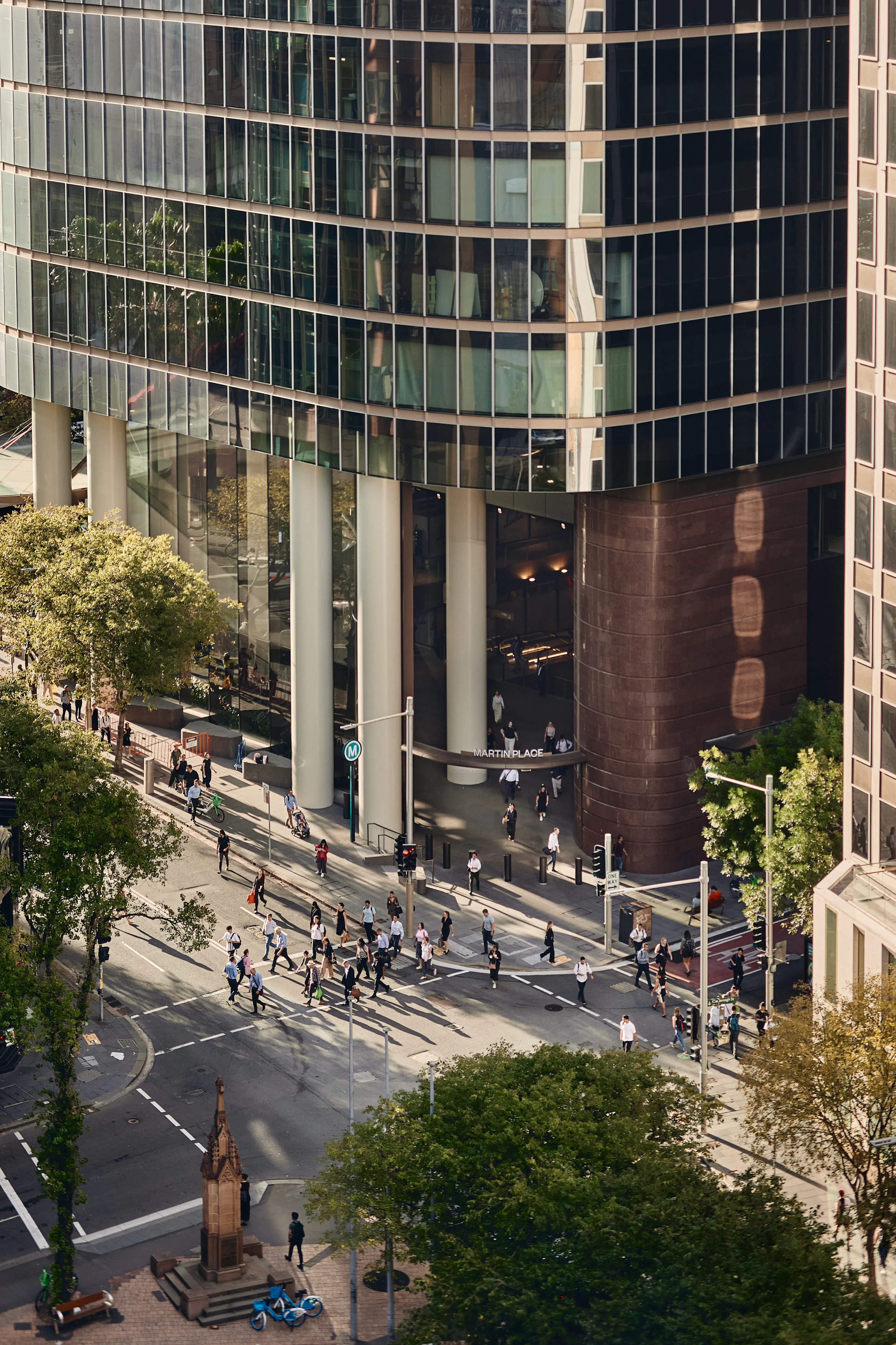 1 Elizabeth detail 9