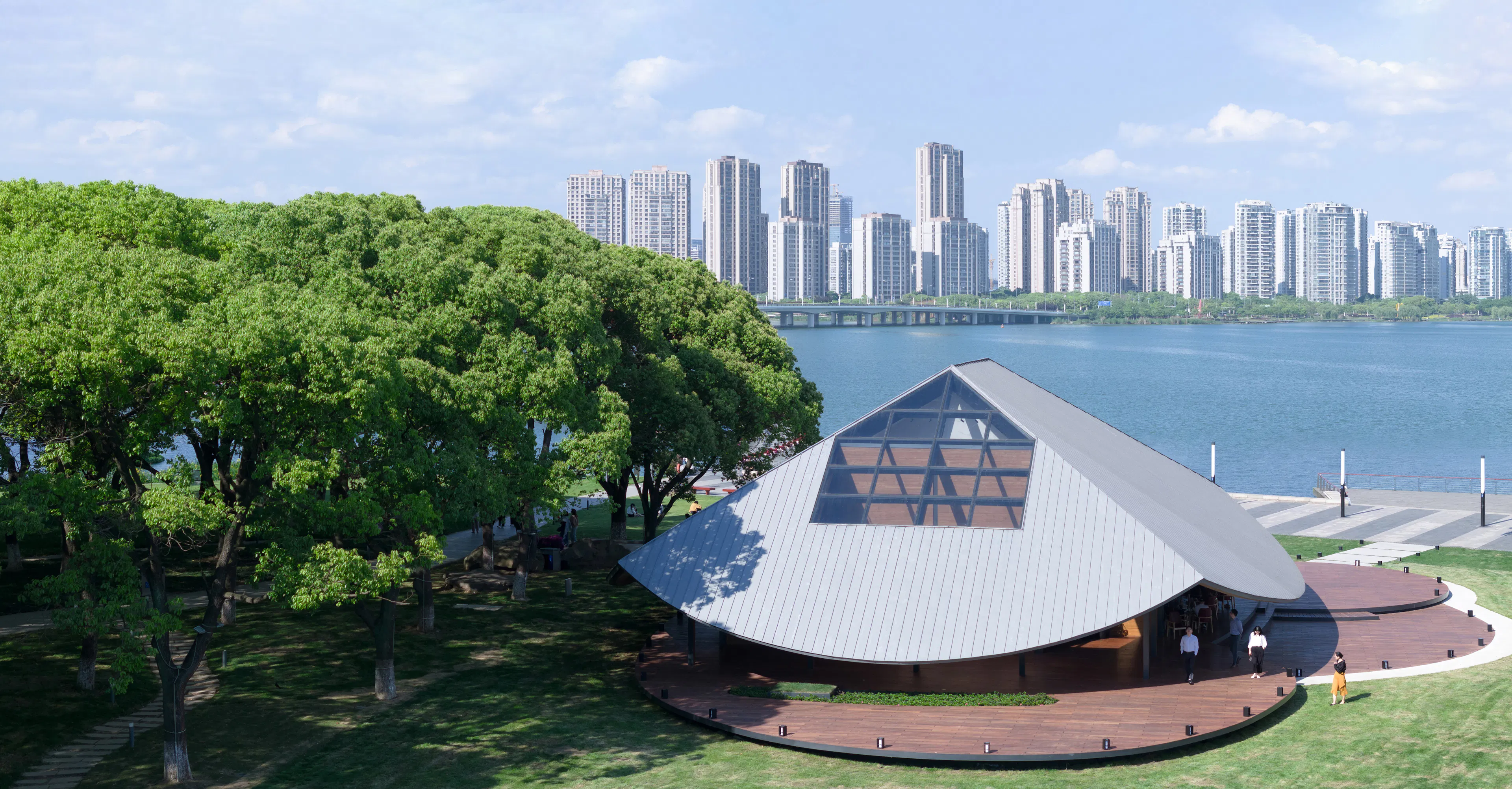 Jinji Lake Pavilion — 3