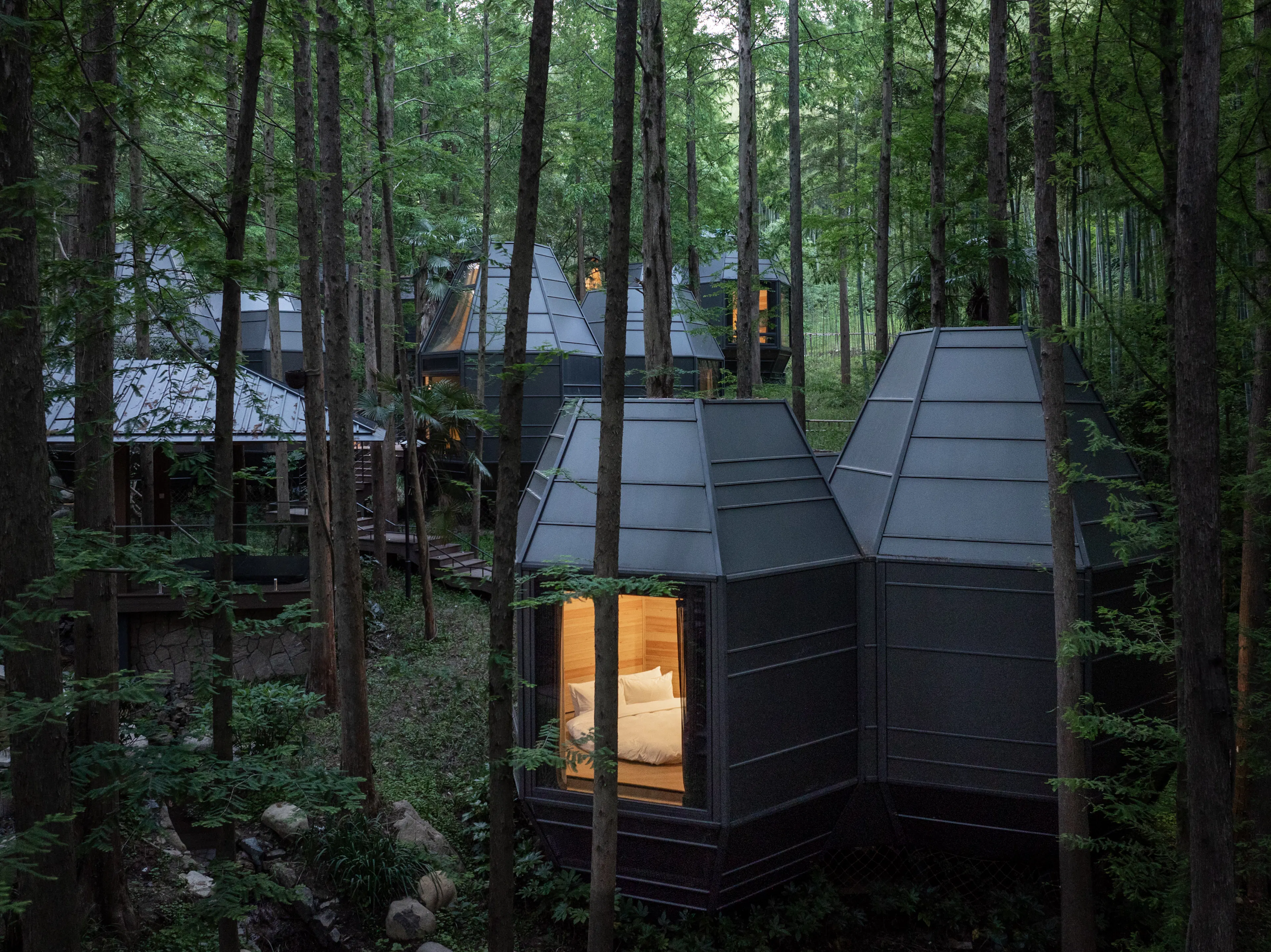 Dongmingshan Senyu Hotel