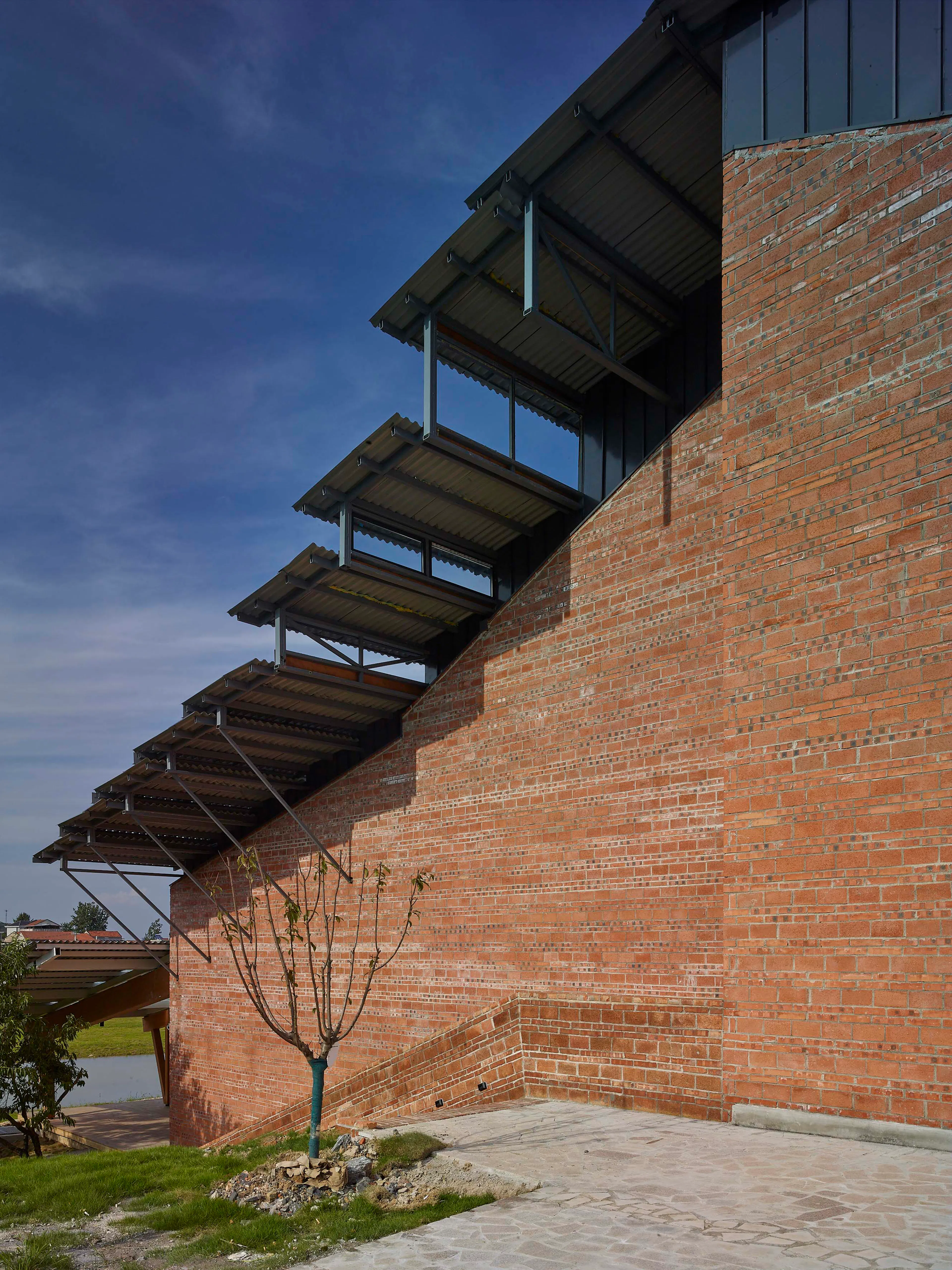 Taoli- Zhaoshan Village Center — 32