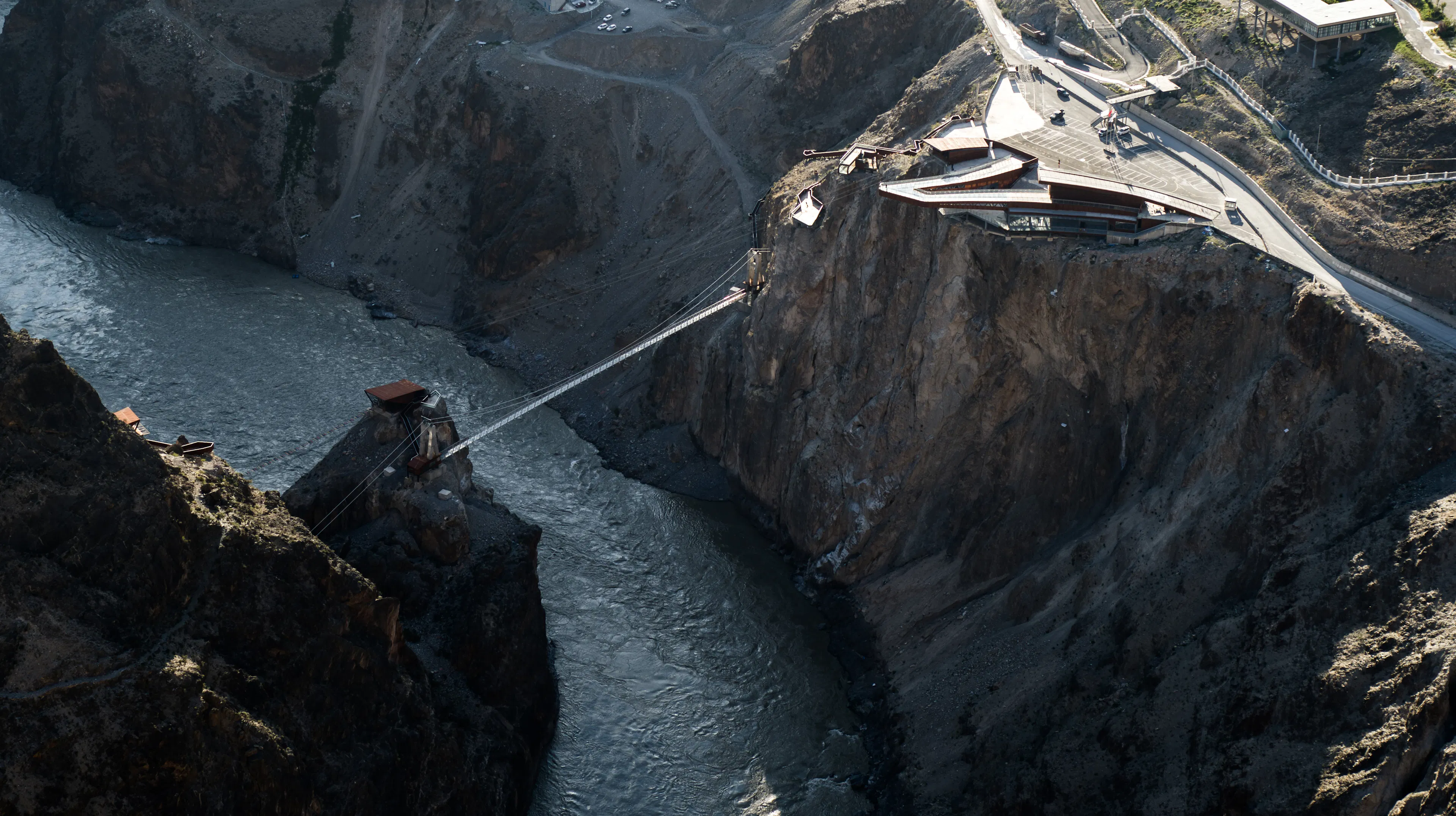 Nujiang River 72 Turns Canyon Scenic Area — 4