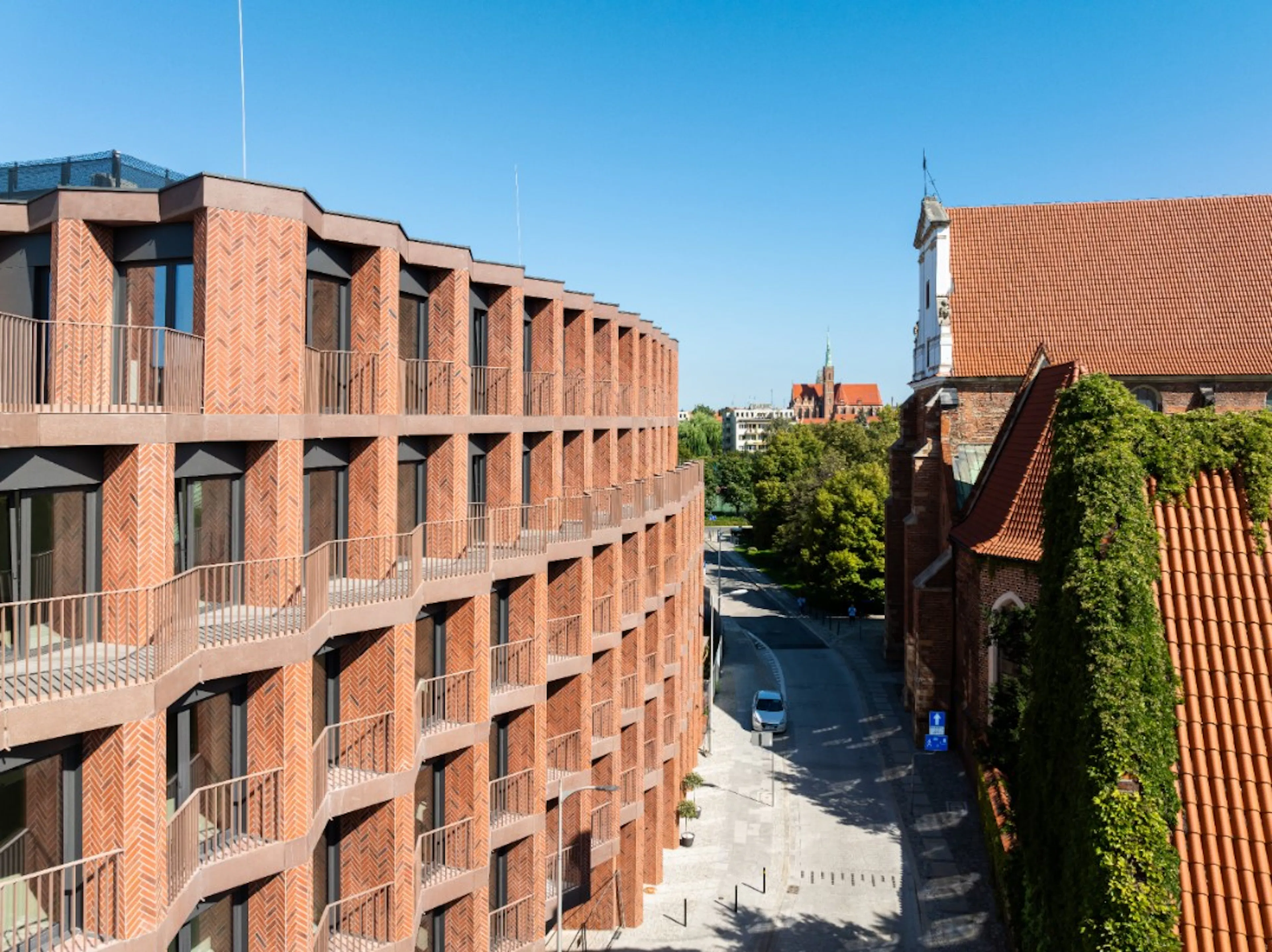 Bernardyńska 4 investment — 1