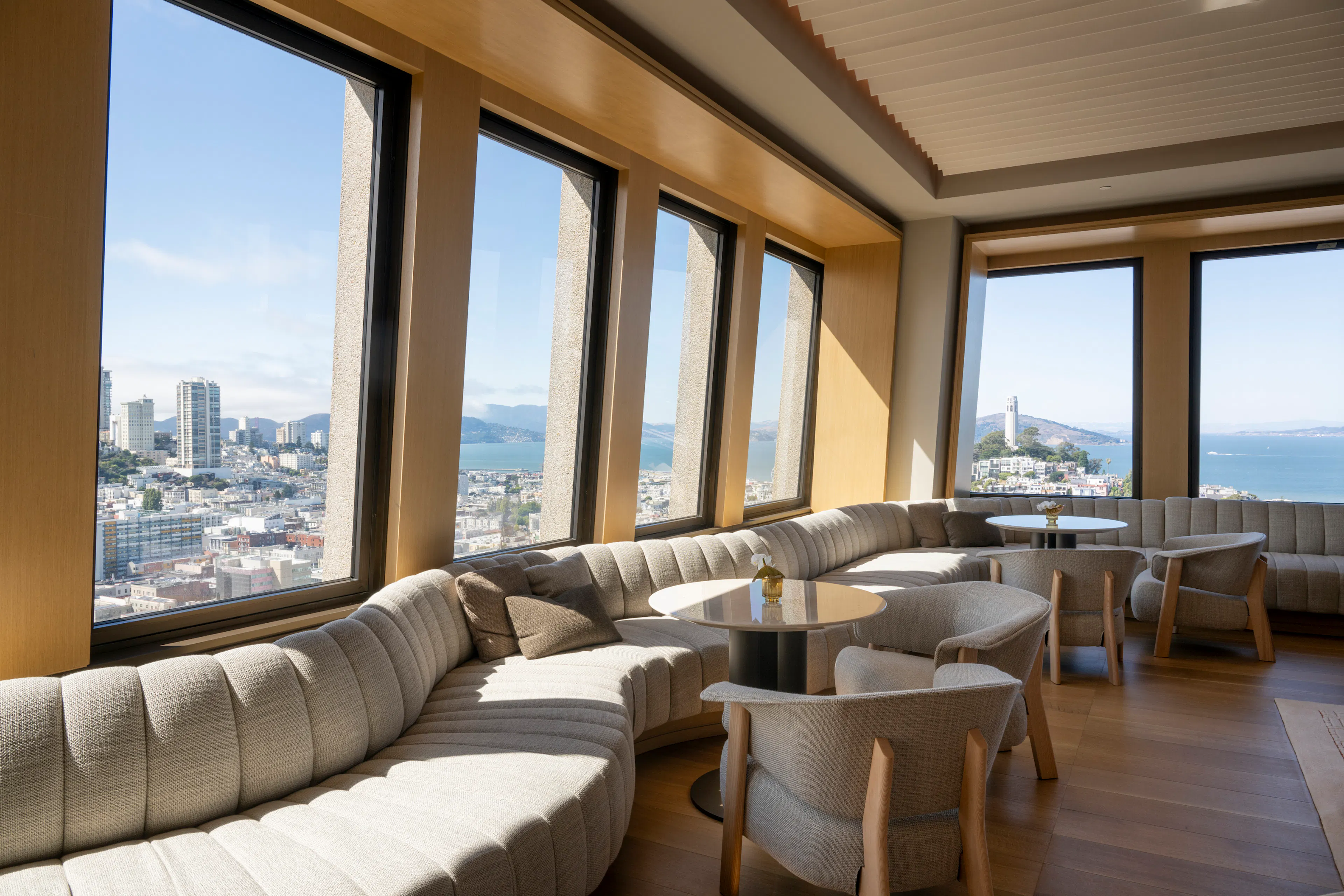 Transamerica Pyramid Center — 1