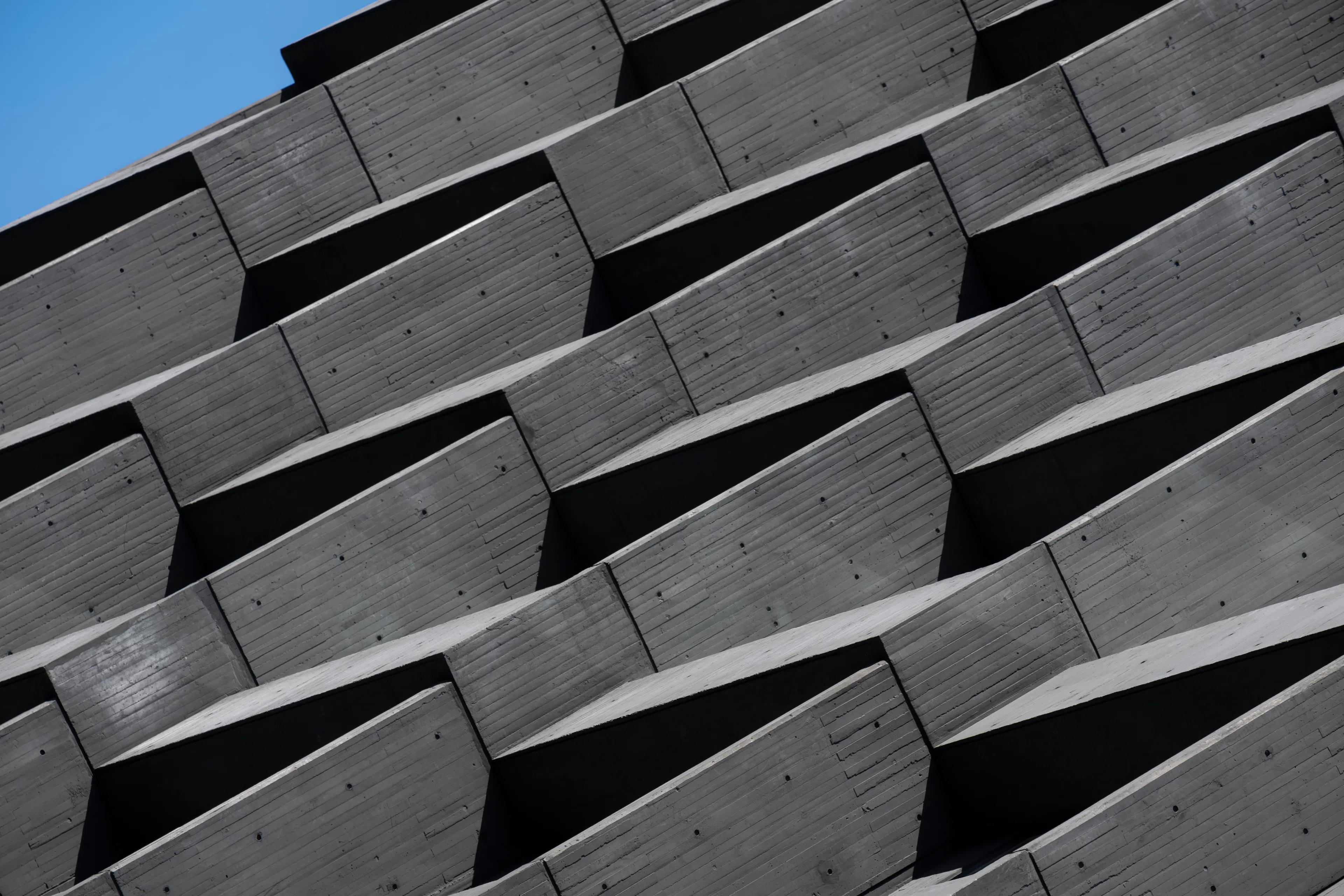 Hampton by Hilton Carolina Park & Zenith Penthouse Suites — 12