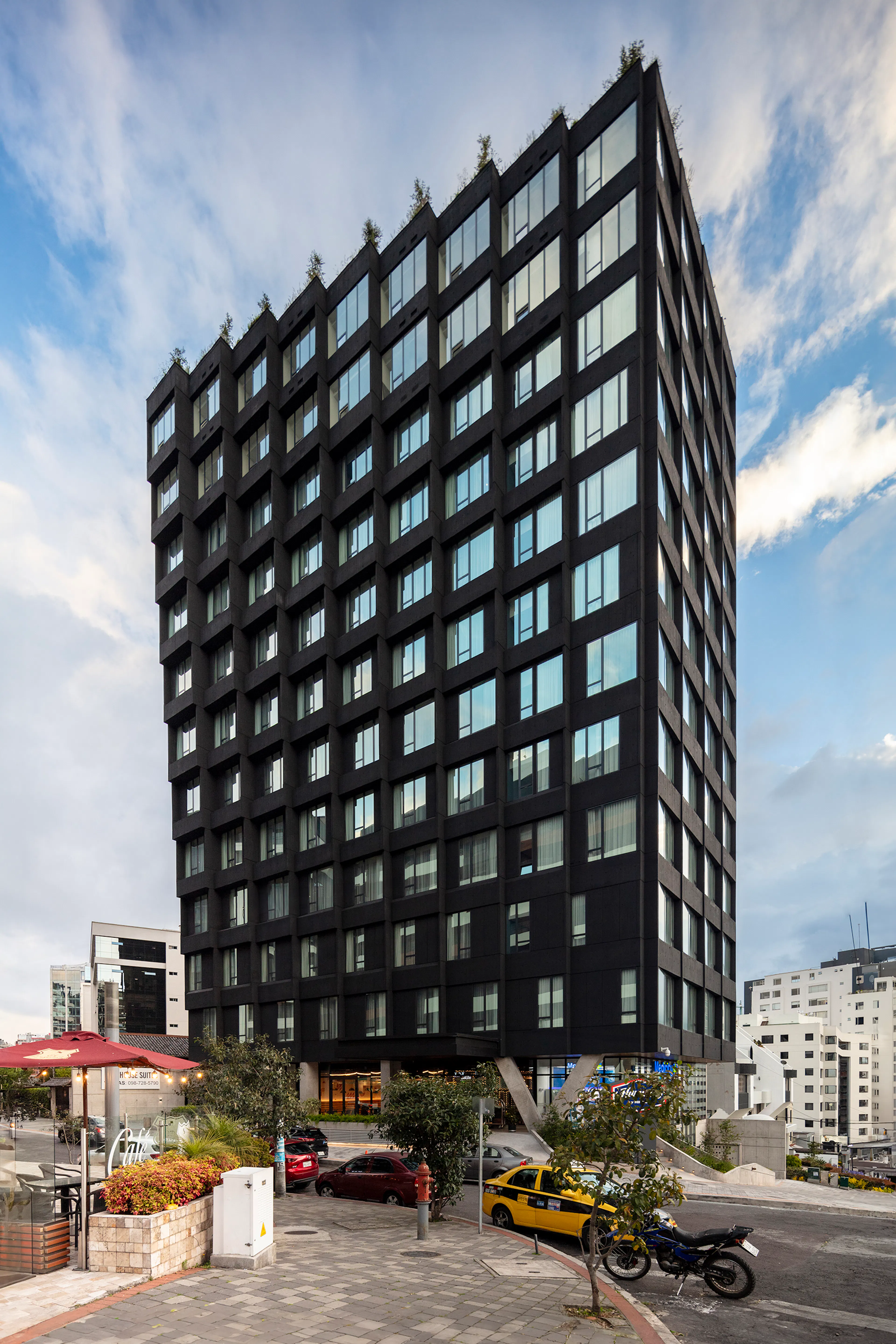 Hampton by Hilton Carolina Park & Zenith Penthouse Suites — 9