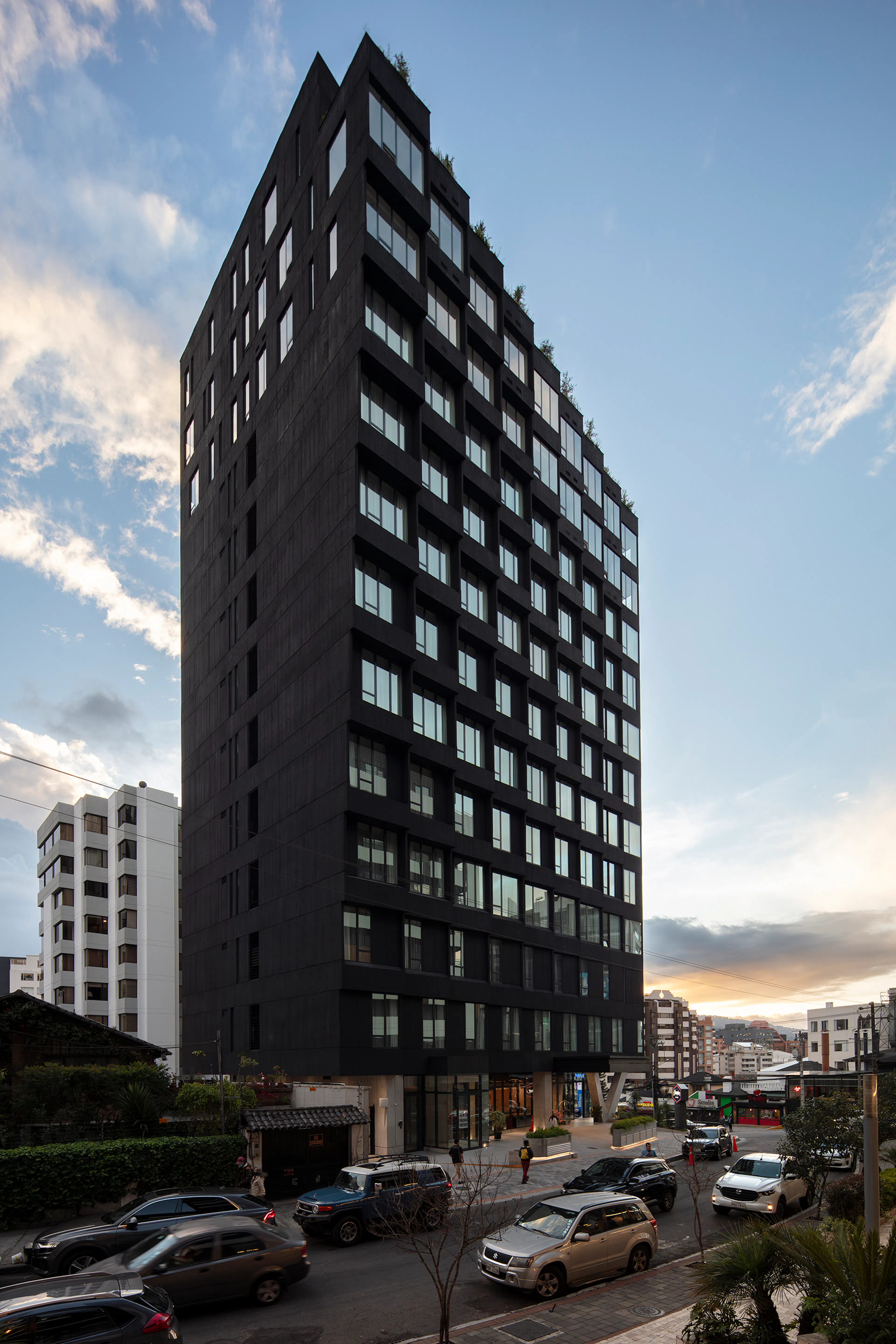 Hampton by Hilton Carolina Park & Zenith Penthouse Suites — 10