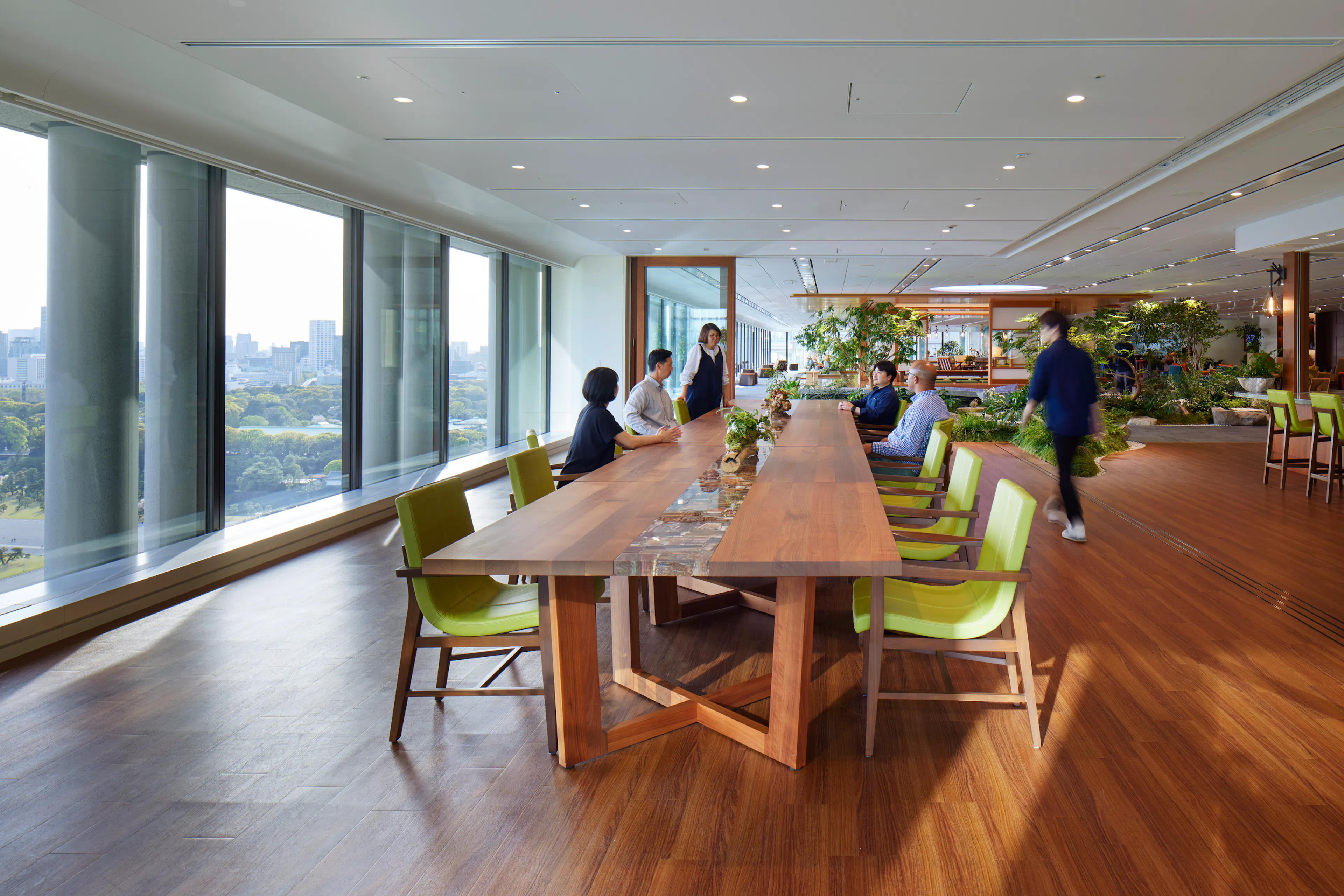 Salesforce Tokyo Ohana Floor — 10