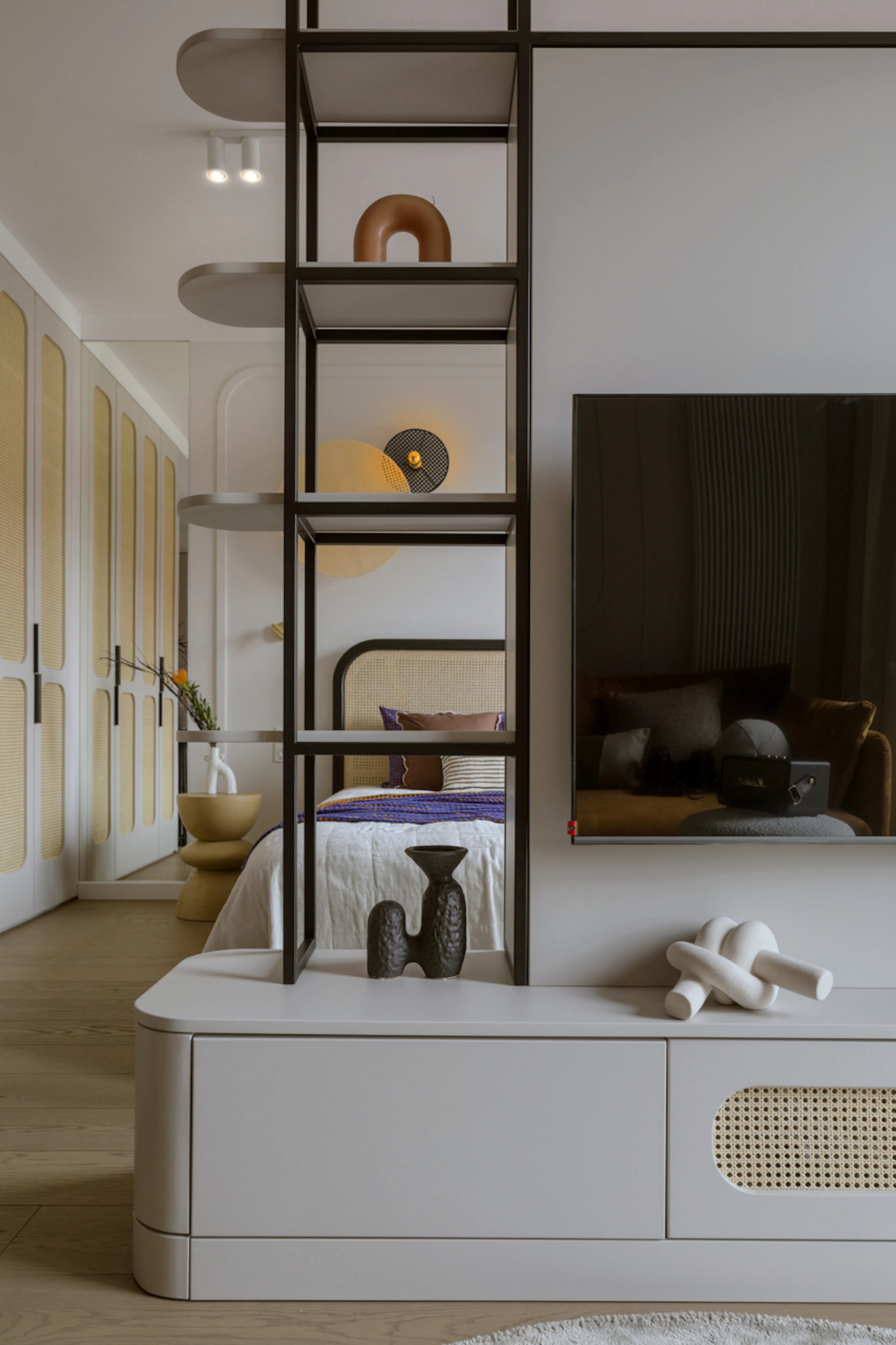 Bernardyńska 4 investment — 33