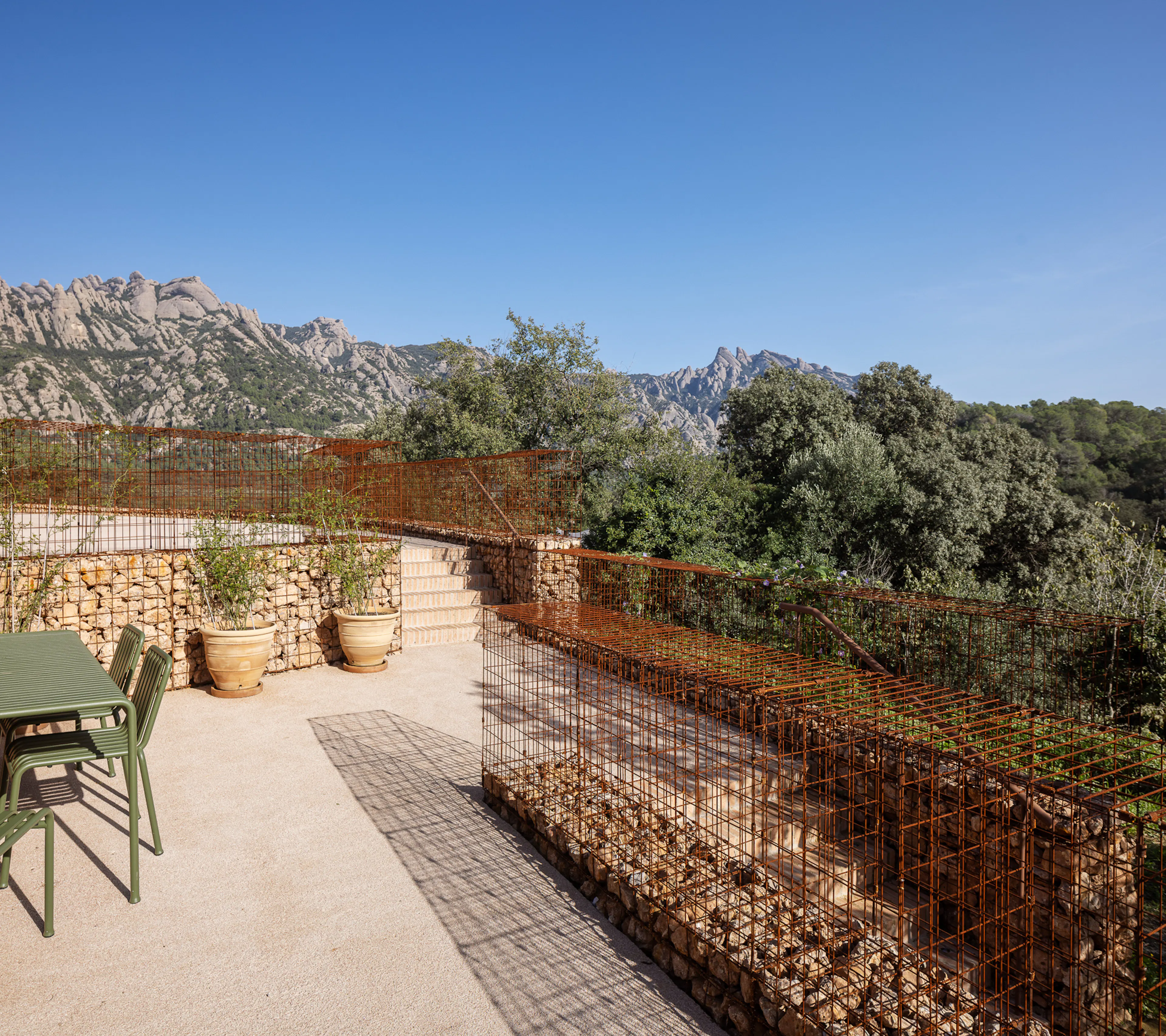 Hotel Masía Can Farrés. Restoring the links between architecture and landscape — 7