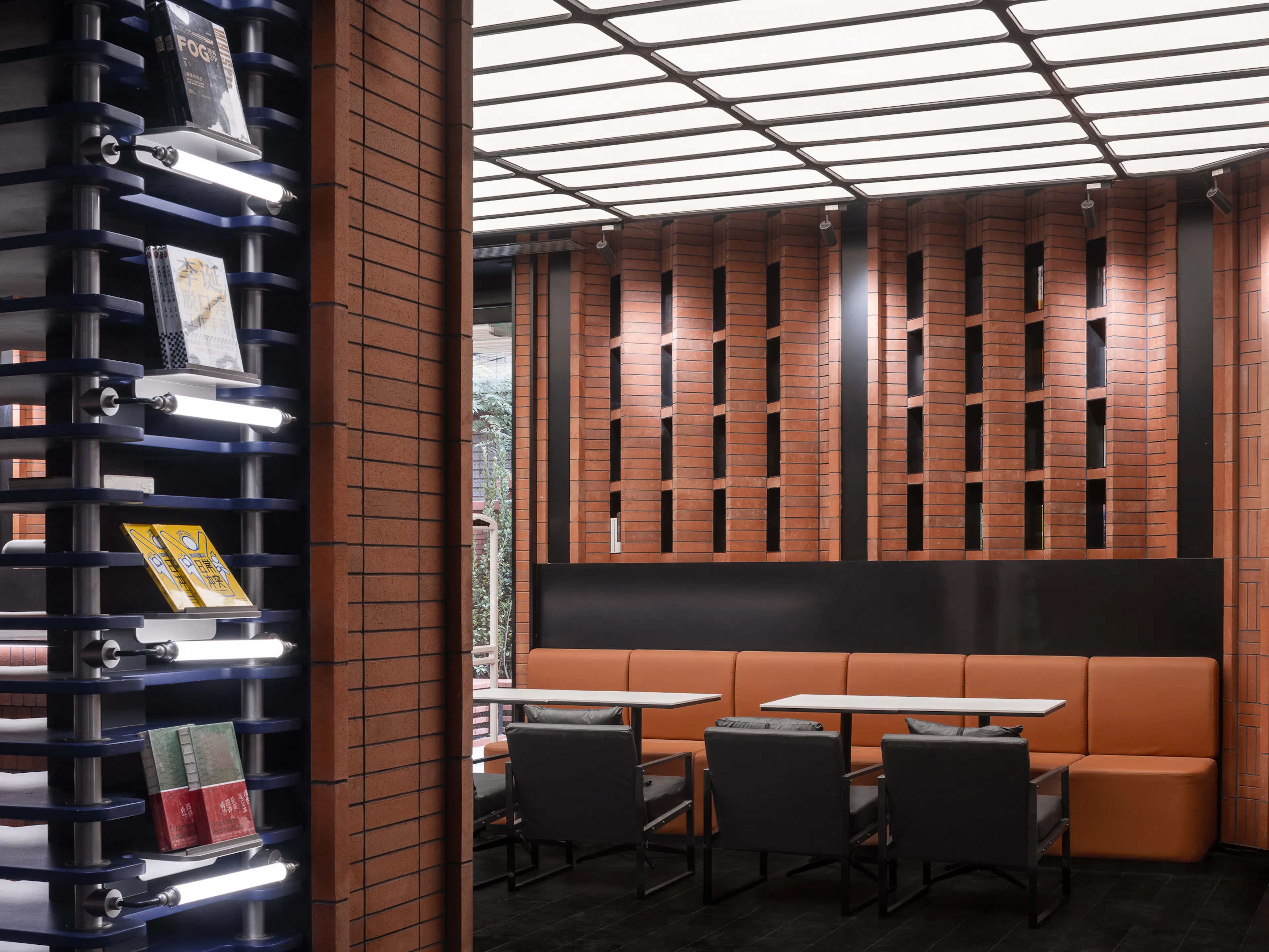 Tianjin Zhongshuge — 36