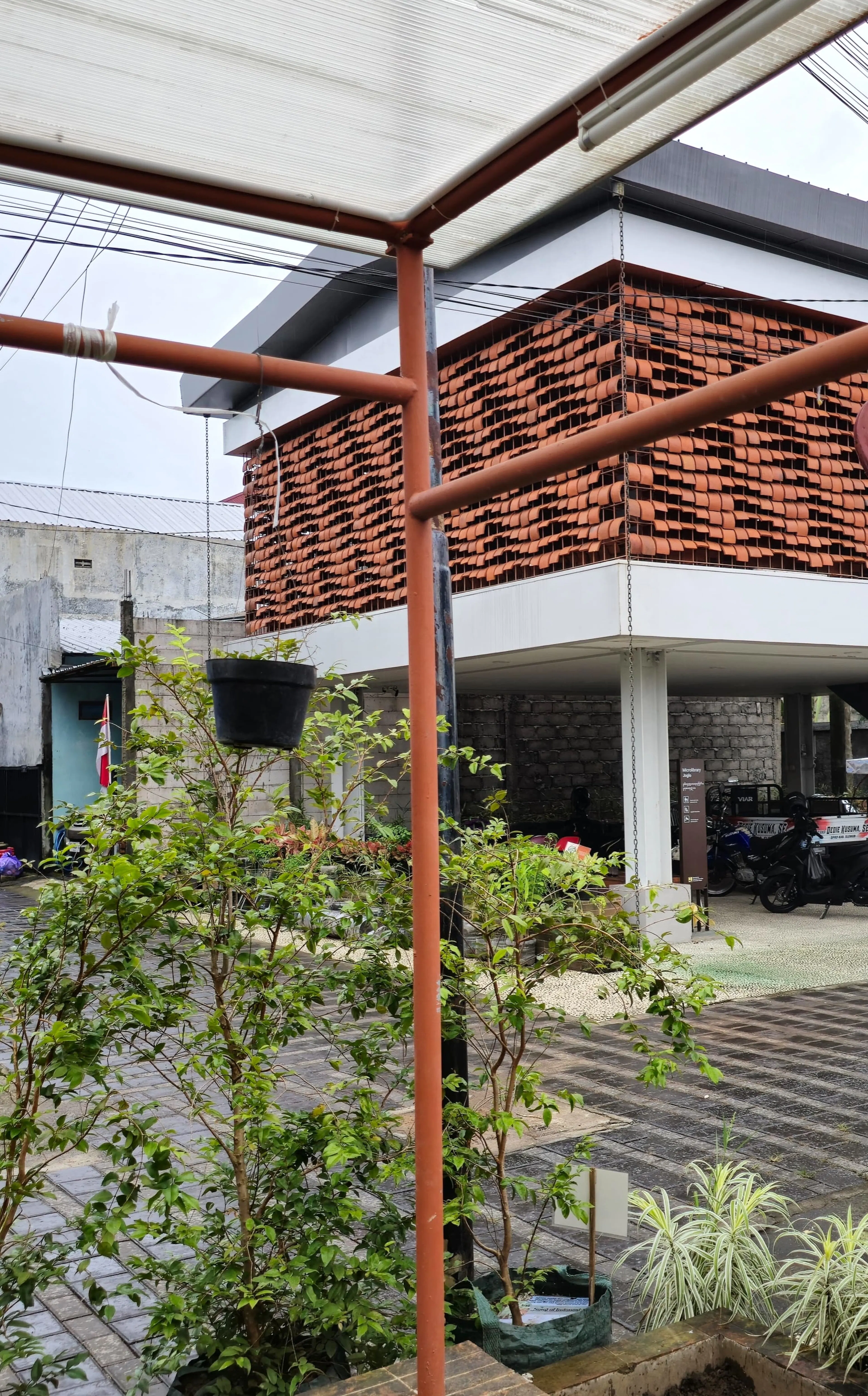 Microlibrary Pringwulung — 19