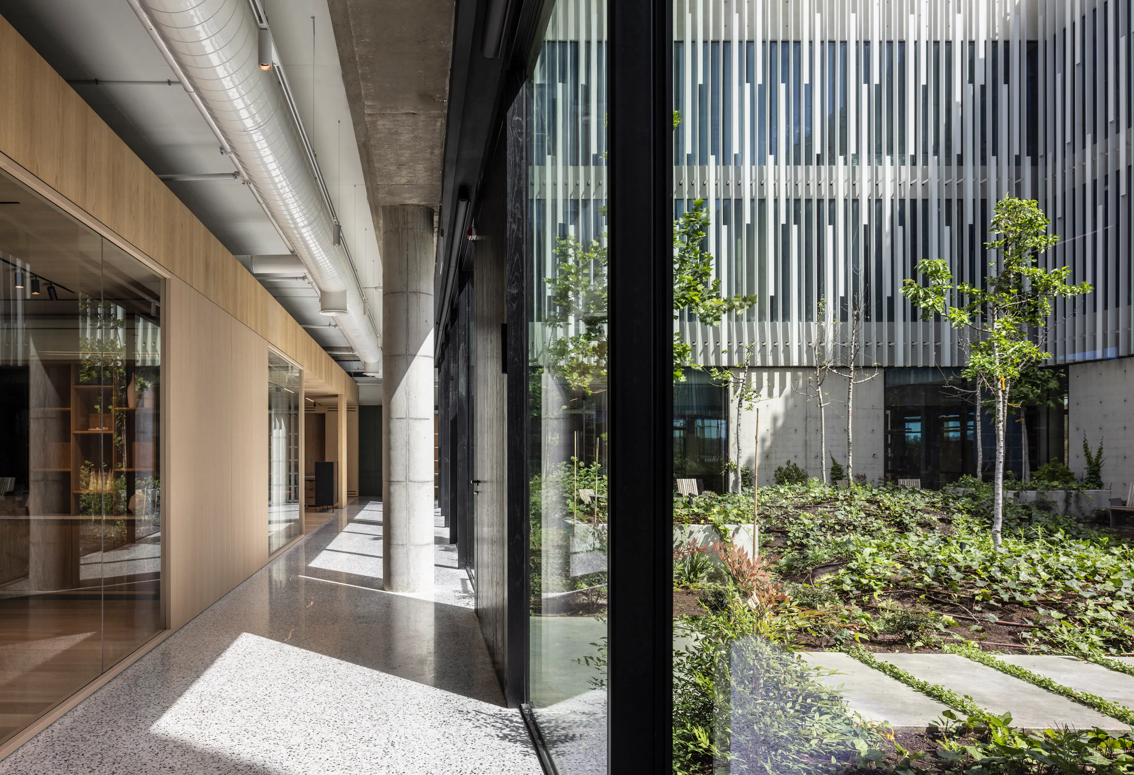 INNOVATE HQ& showroom — 2