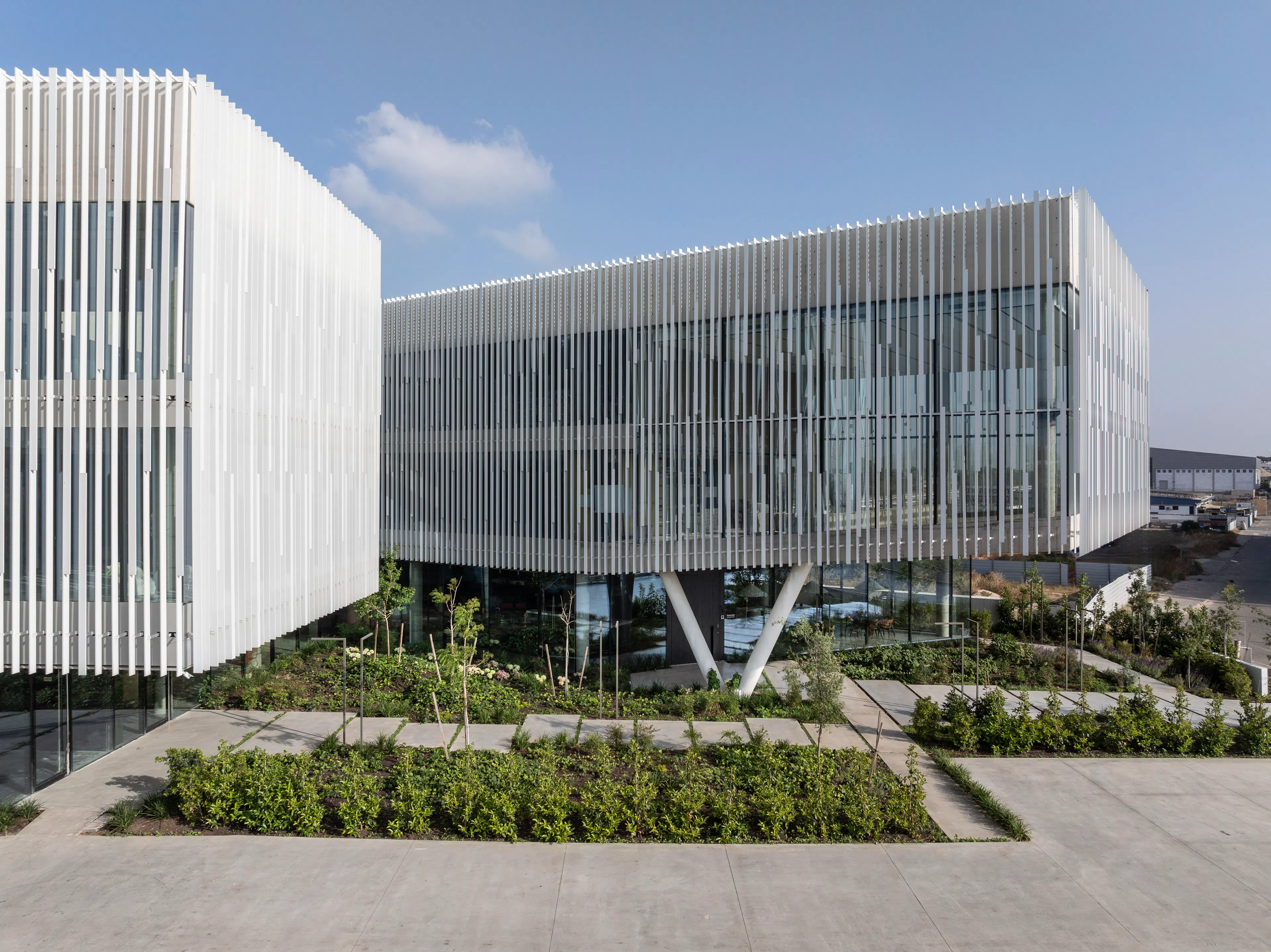 INNOVATE HQ& showroom — 6