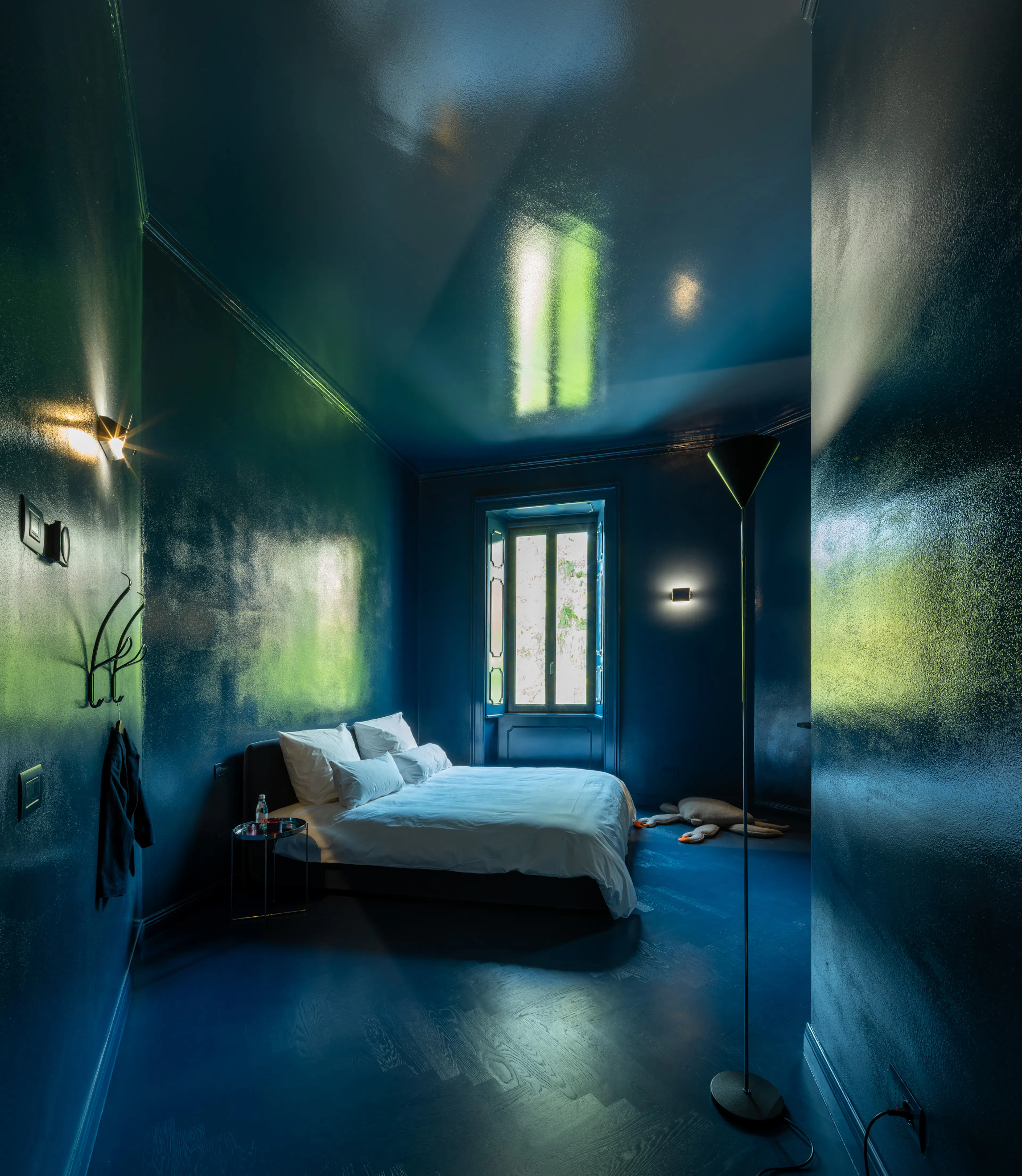 House on Lake Como — 9