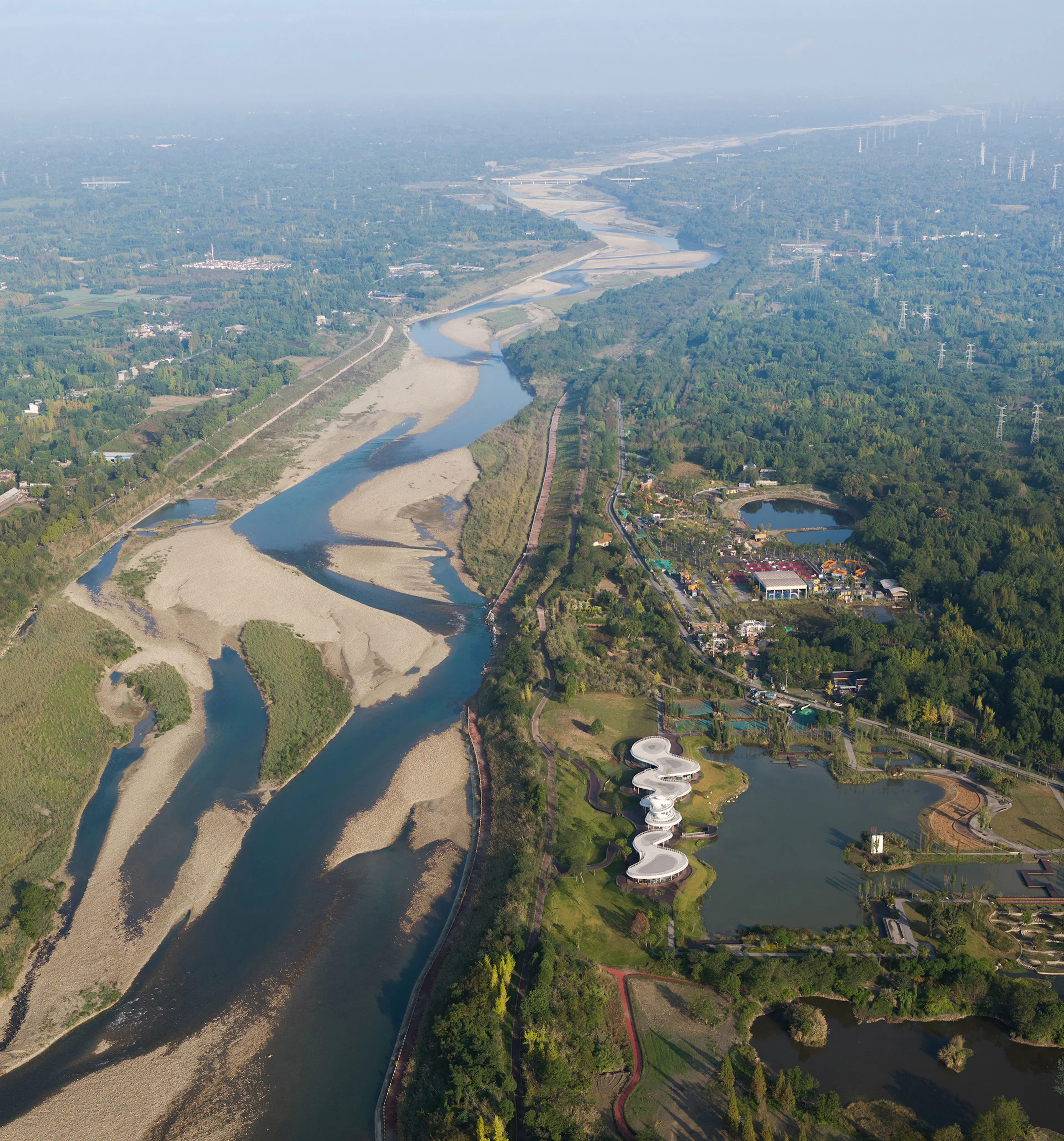 Lujiatan Wetland Park Commercial Service Center — 9
