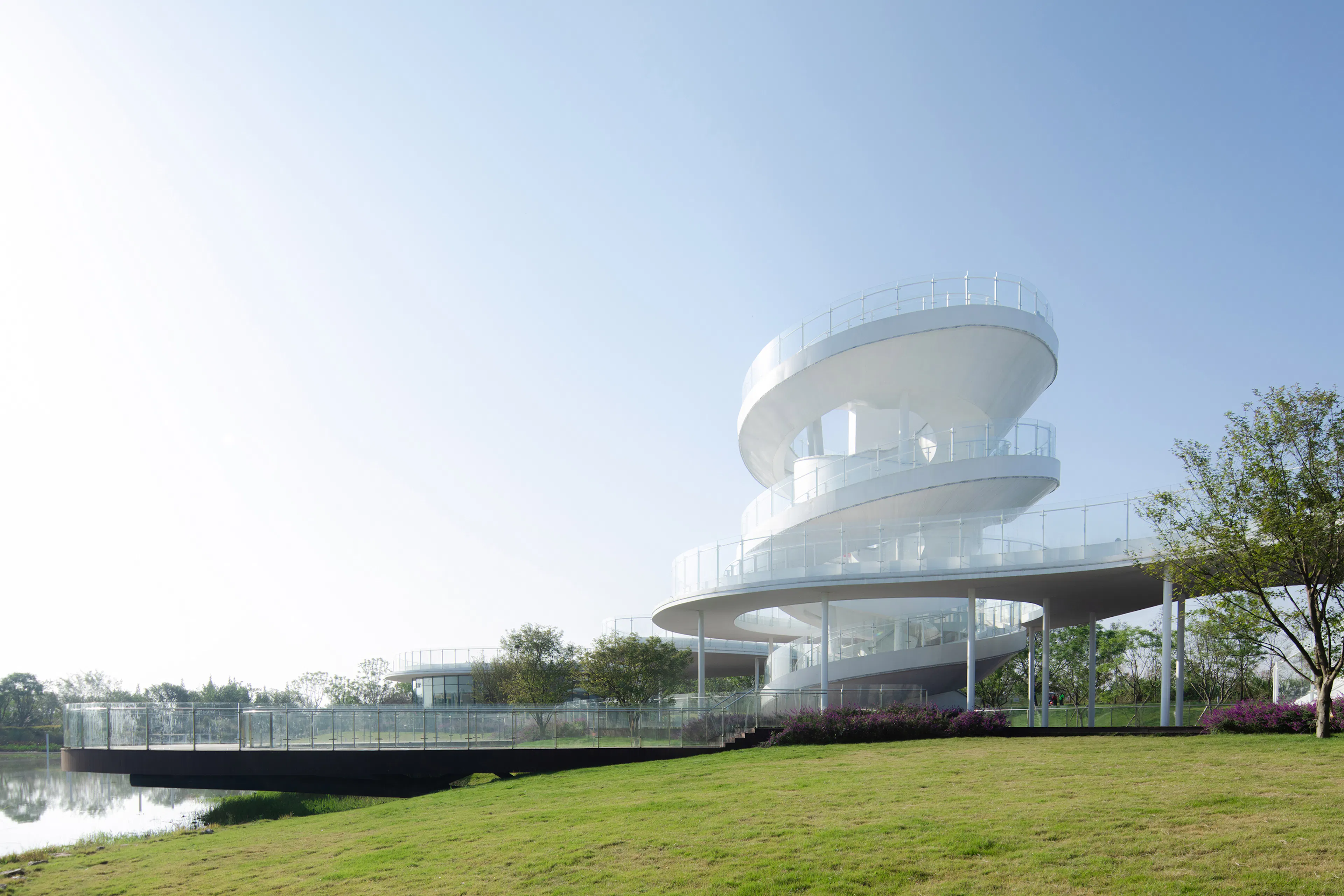 Lujiatan Wetland Park Commercial Service Center — 26