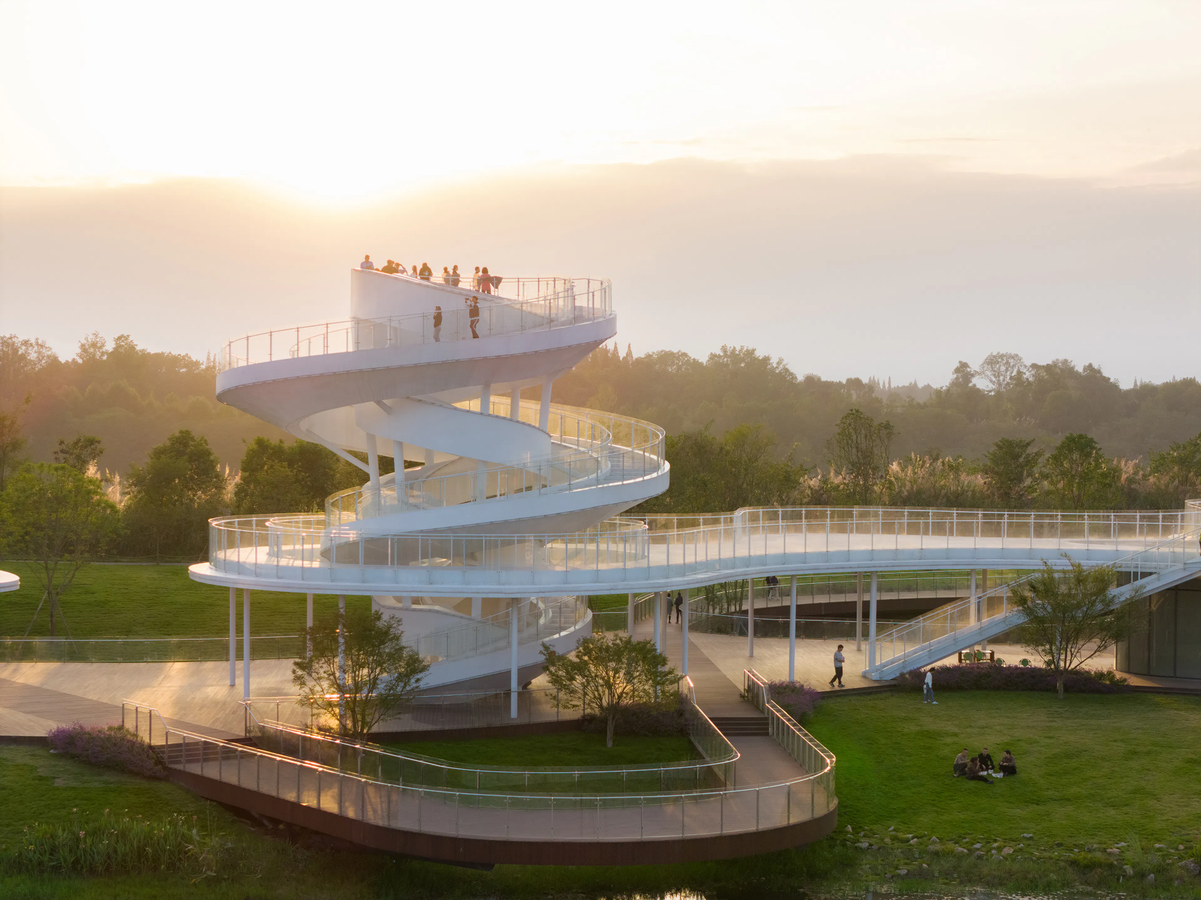 Lujiatan Wetland Park Commercial Service Center — 30