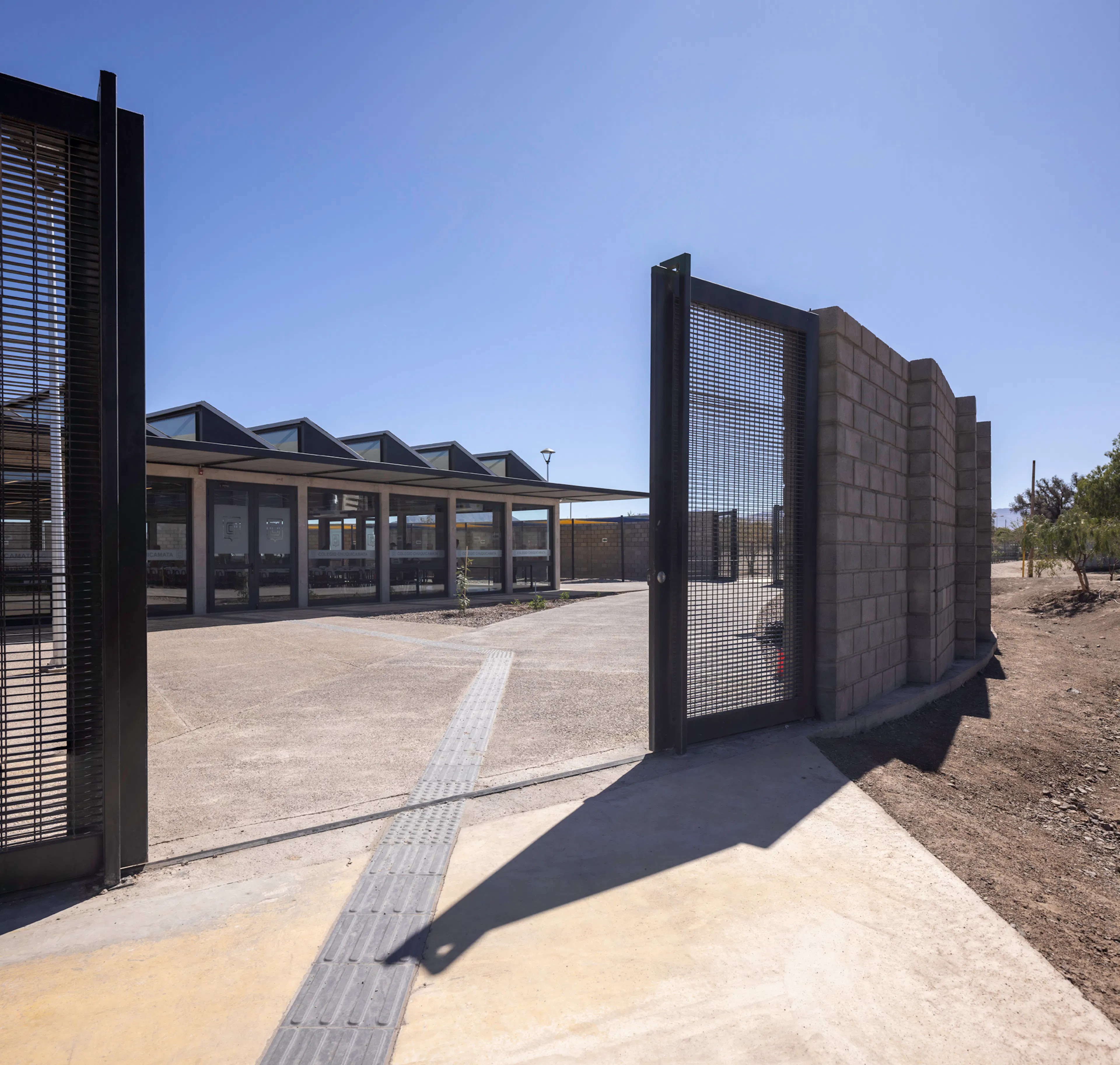 Physics Department Building, University of Tarapacá — 3