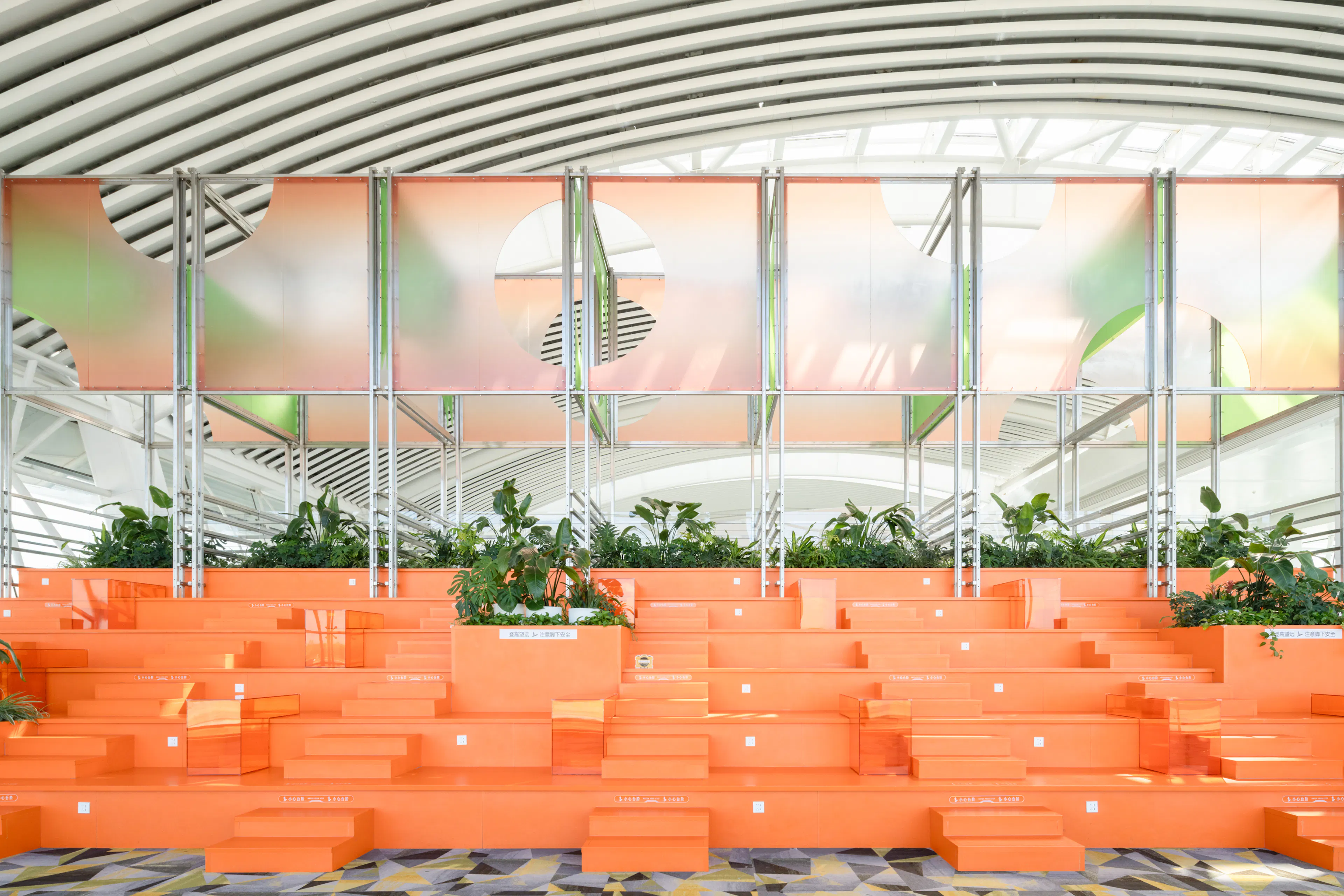 Design of kiosks and observation decks in Wuhan Tianhe Airport T2—Towards a light architecture — 5