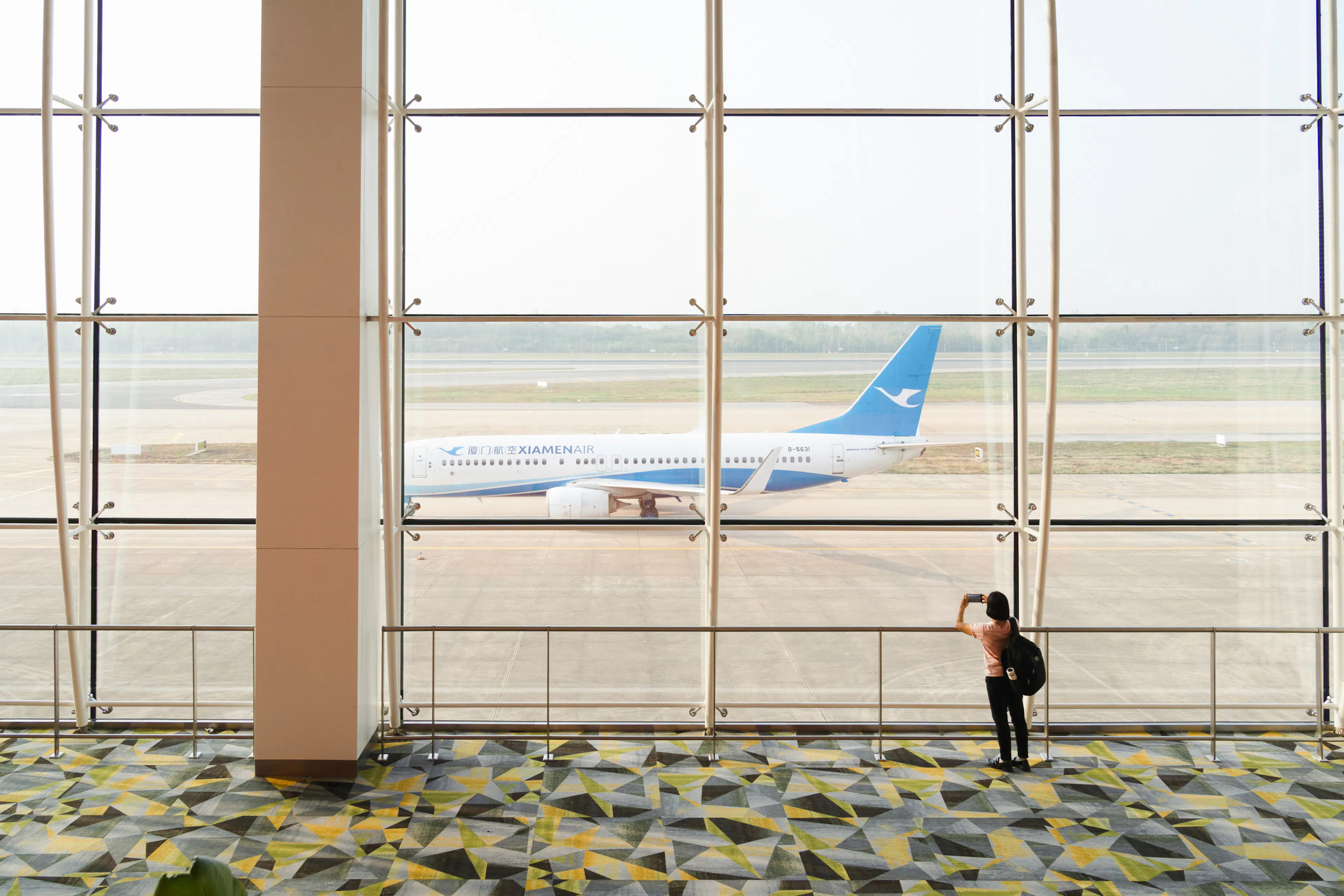 Design of kiosks and observation decks in Wuhan Tianhe Airport T2—Towards a light architecture — 24