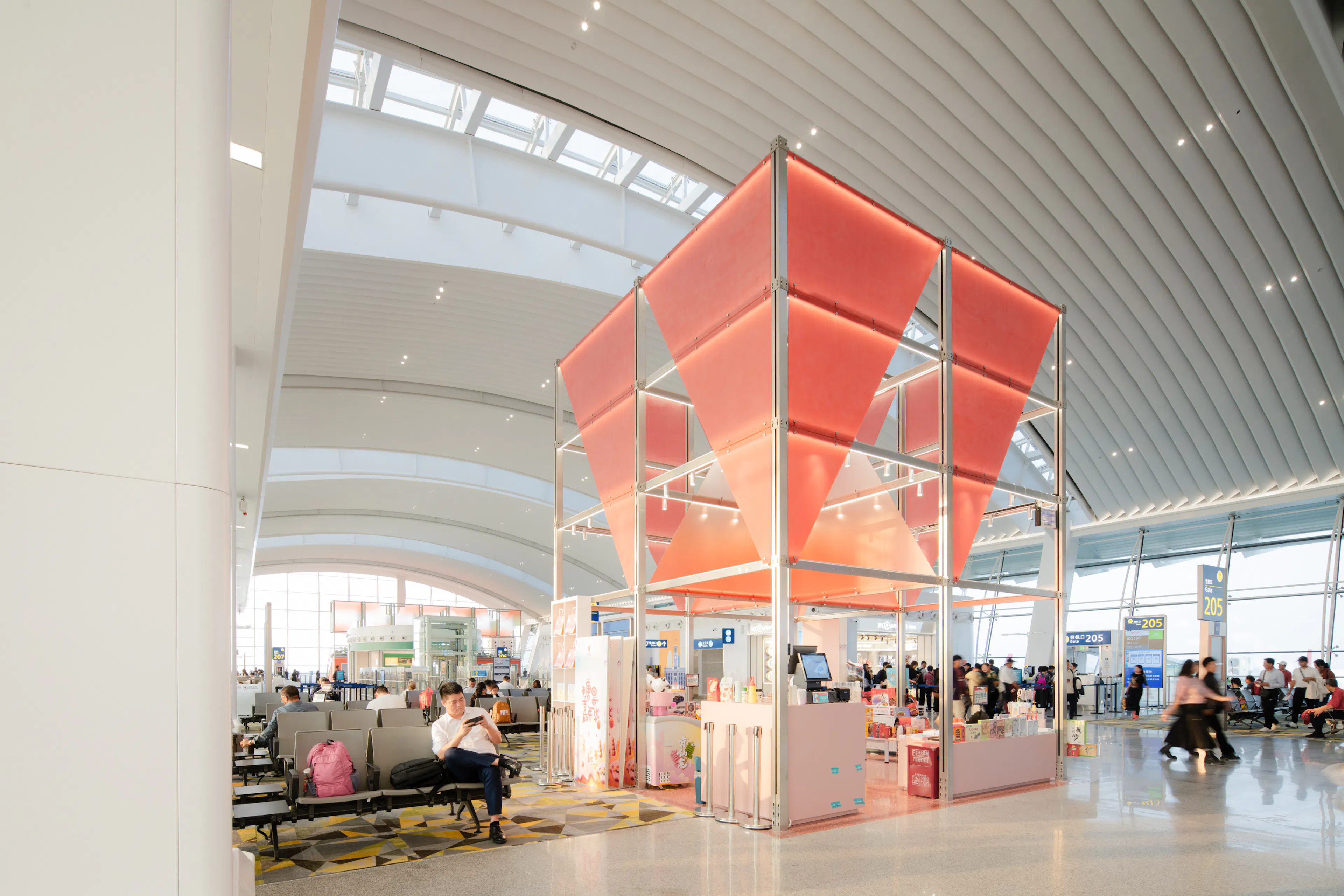 Design of kiosks and observation decks in Wuhan Tianhe Airport T2—Towards a light architecture — 12