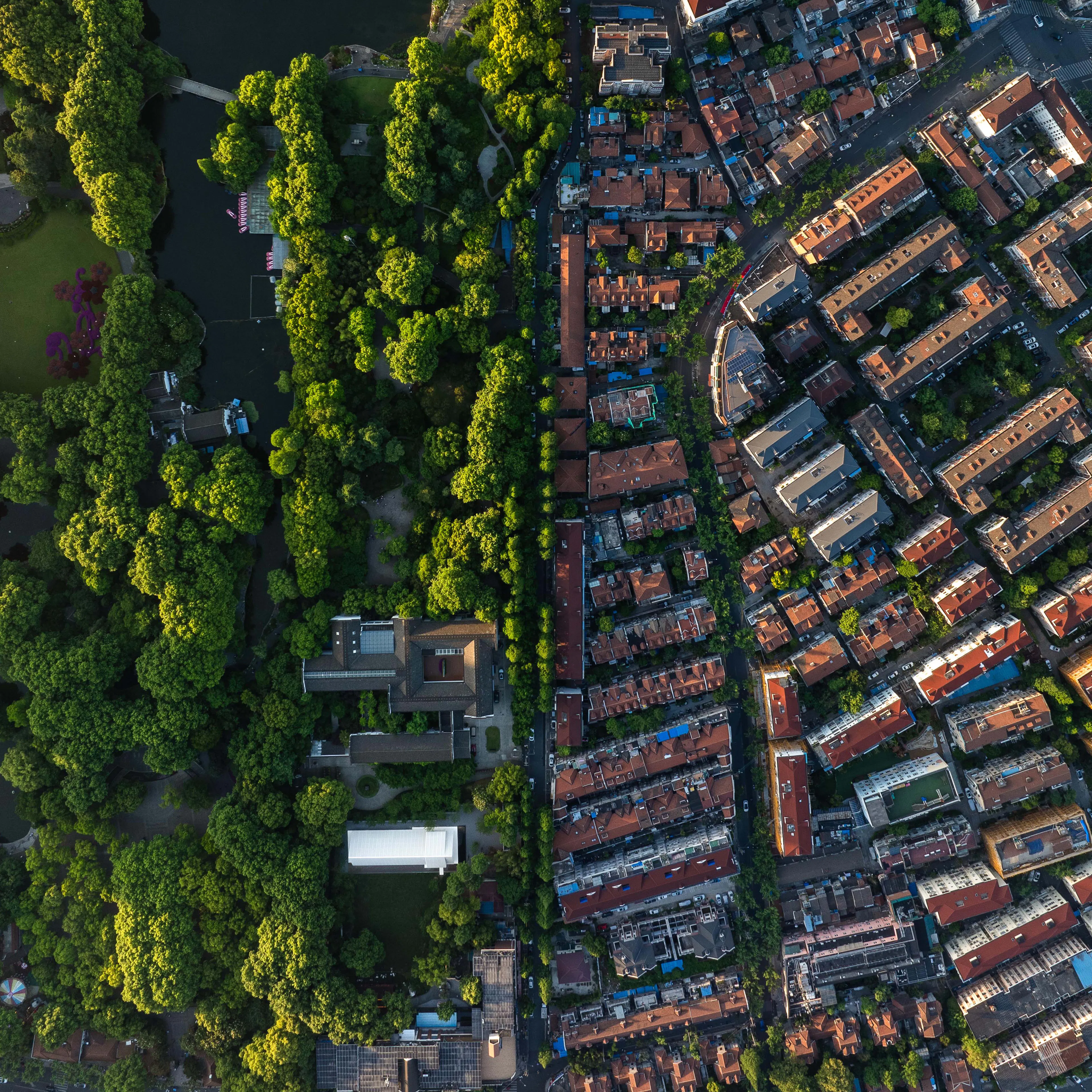 The Breeze Hall—Between the sacred and the mundane — 5