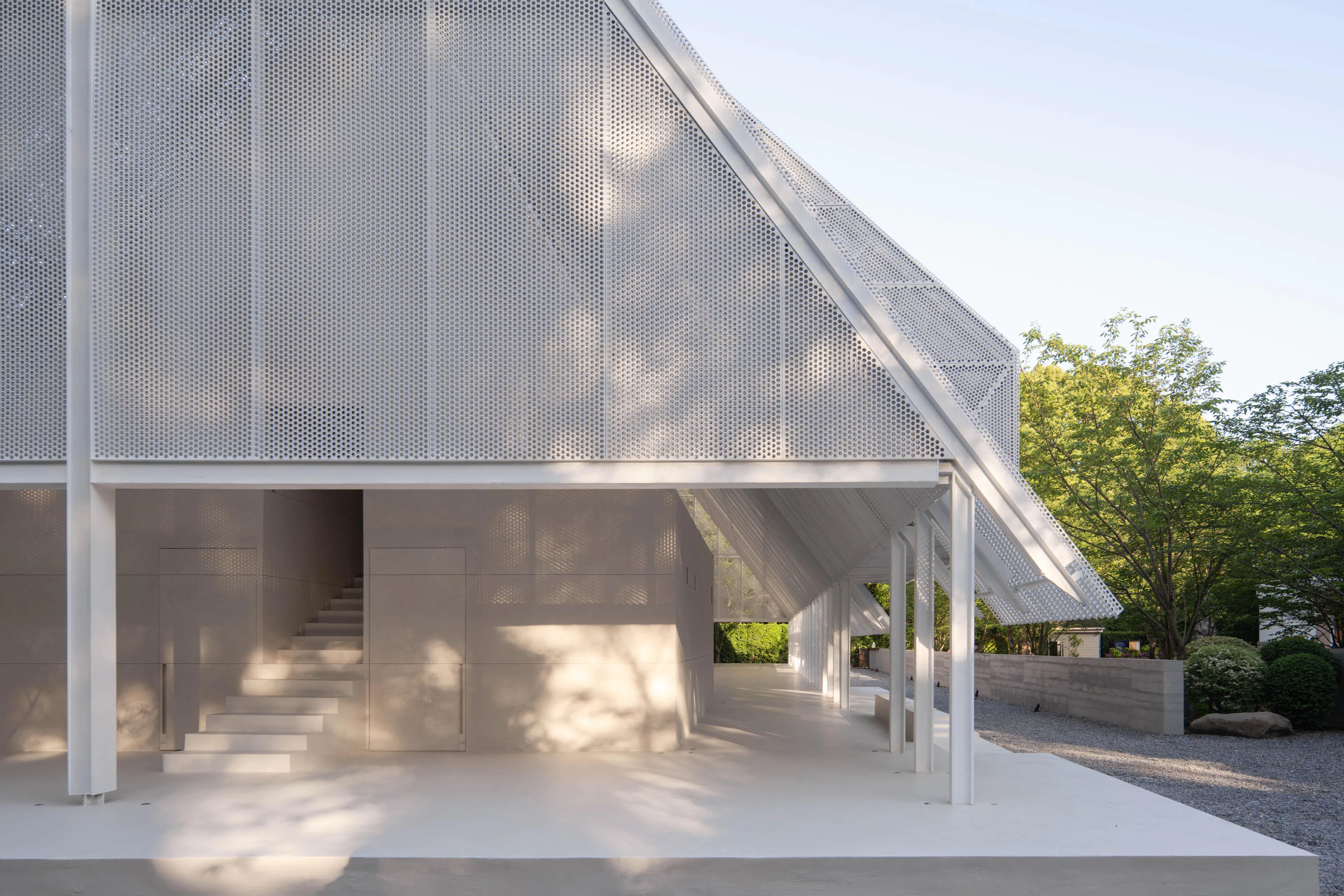 The Breeze Hall—Between the sacred and the mundane — 46