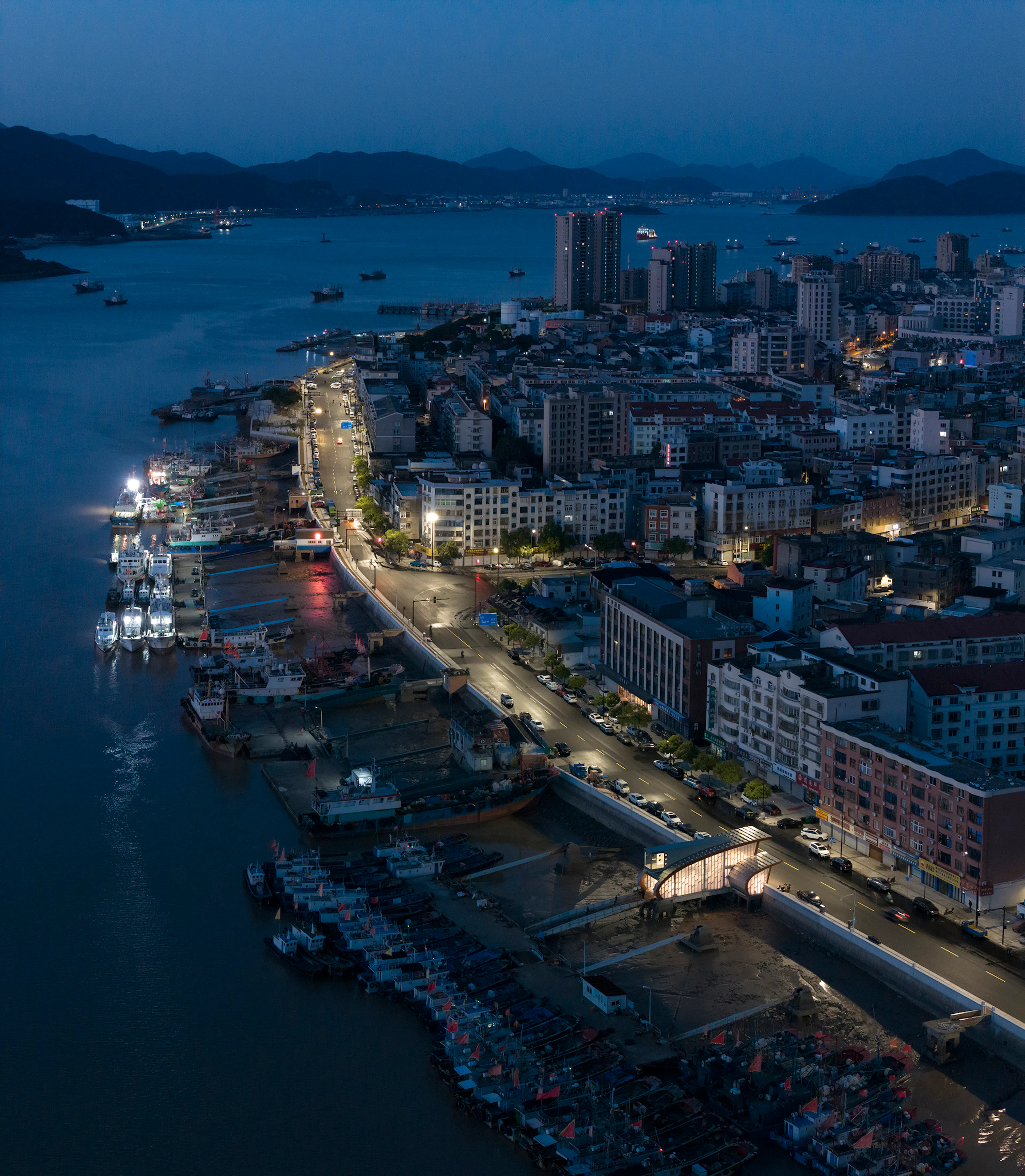 Fishermen Light Cinema-Dongmen Pier Renovation — 15